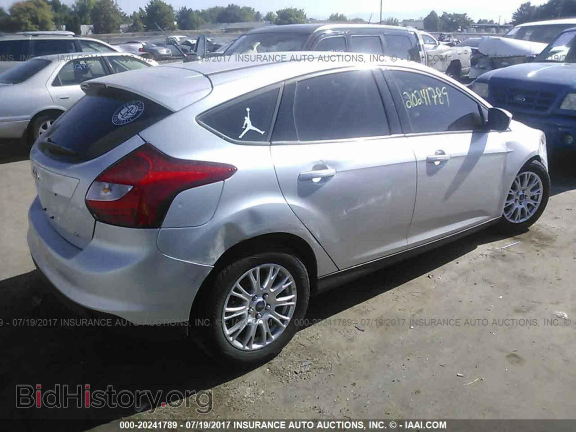 2012 Ford Focus - VIN: 1FAHP3K26CL168989 - Photo 4
