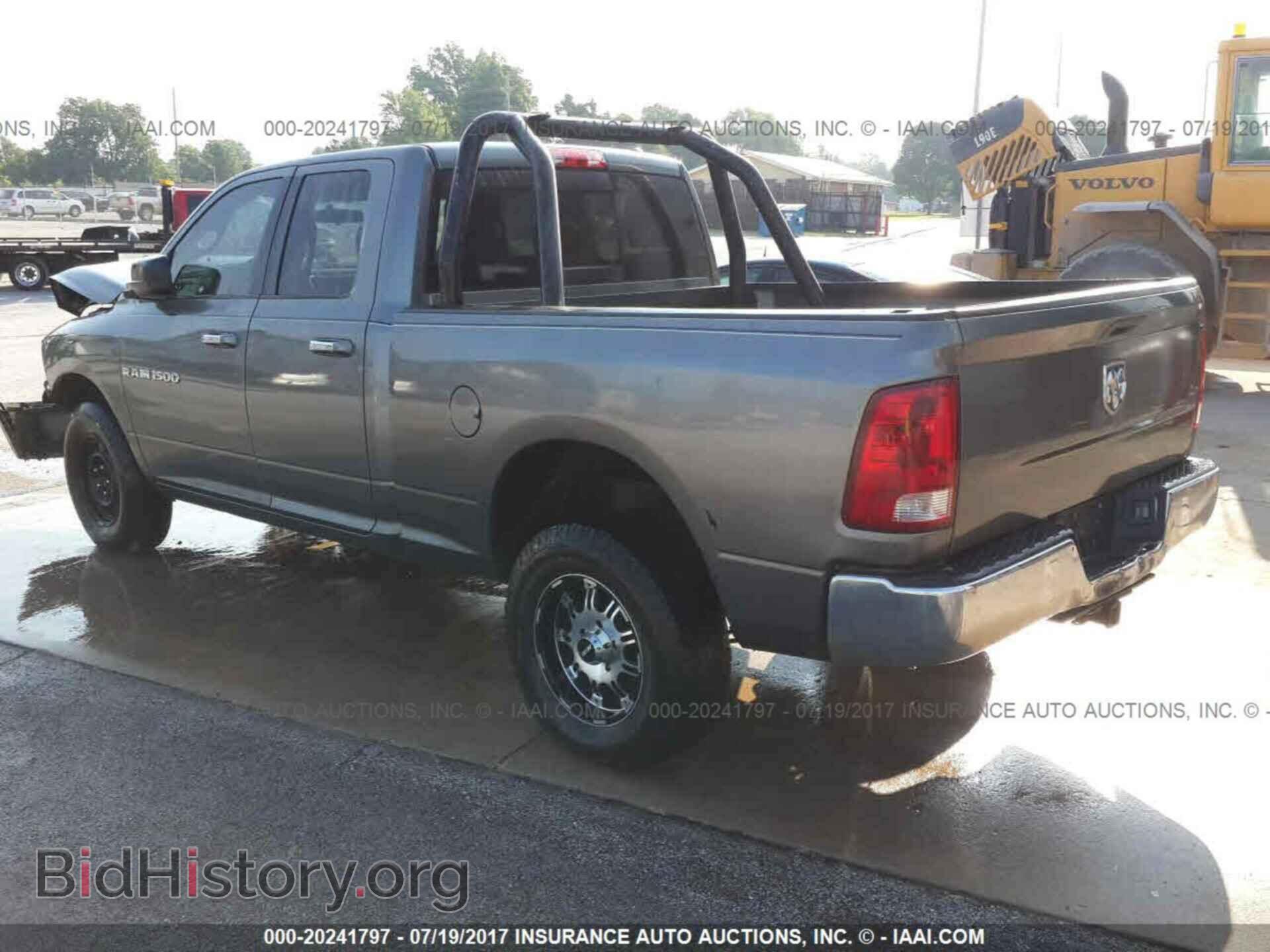 2011 Dodge Ram 1500 - VIN: 1D7RB1GP2BS521941 - Фото 3