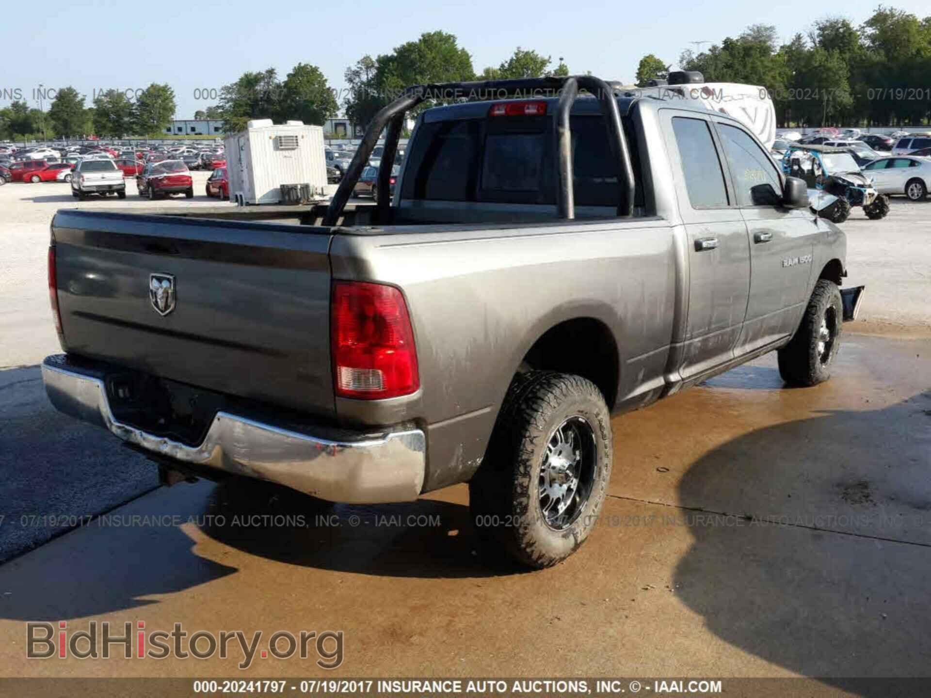 2011 Dodge Ram 1500 - VIN: 1D7RB1GP2BS521941 - Фото 4