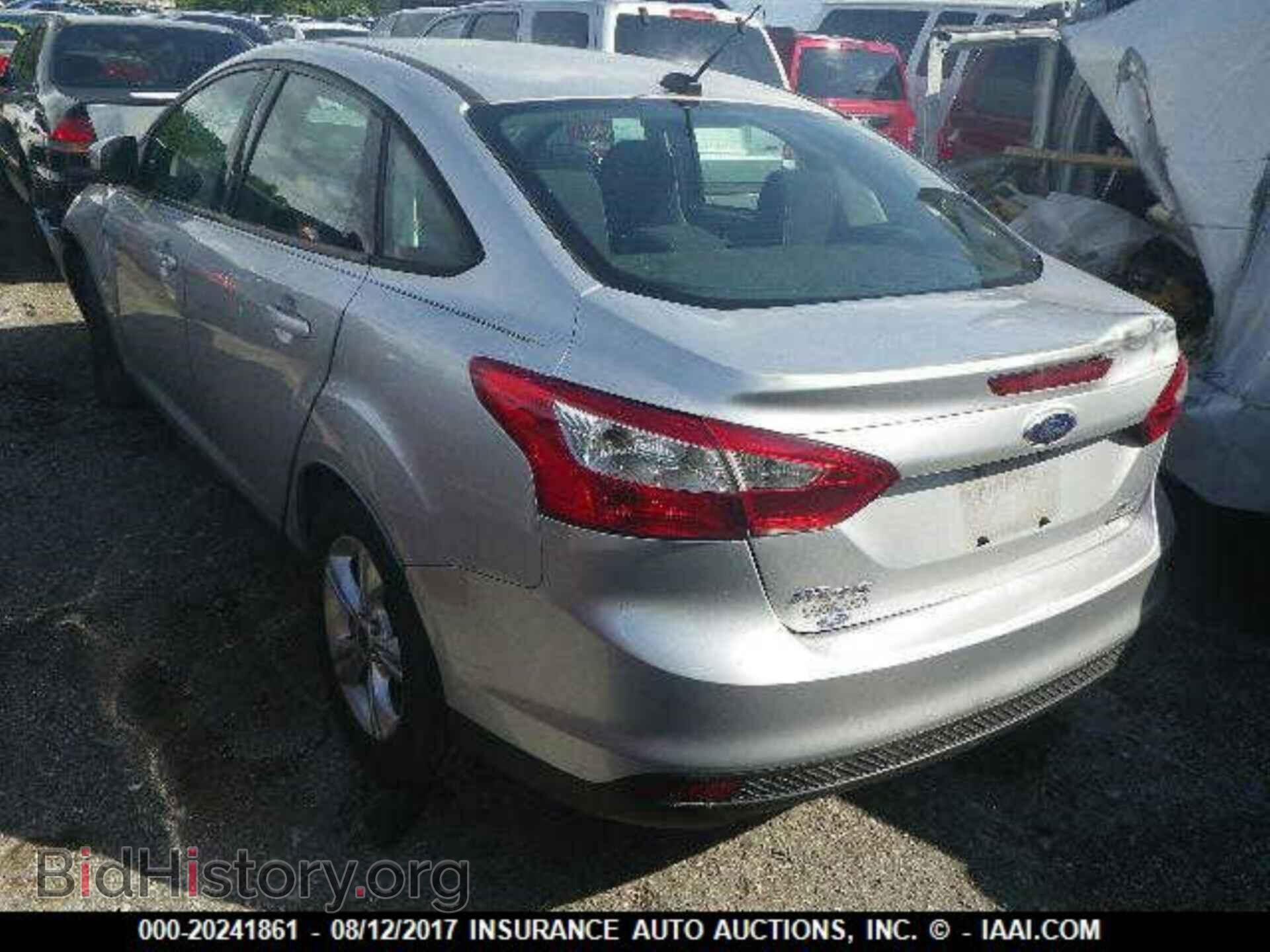 2013 Ford Focus - VIN: 1FADP3F22DL305792 - Photo 3