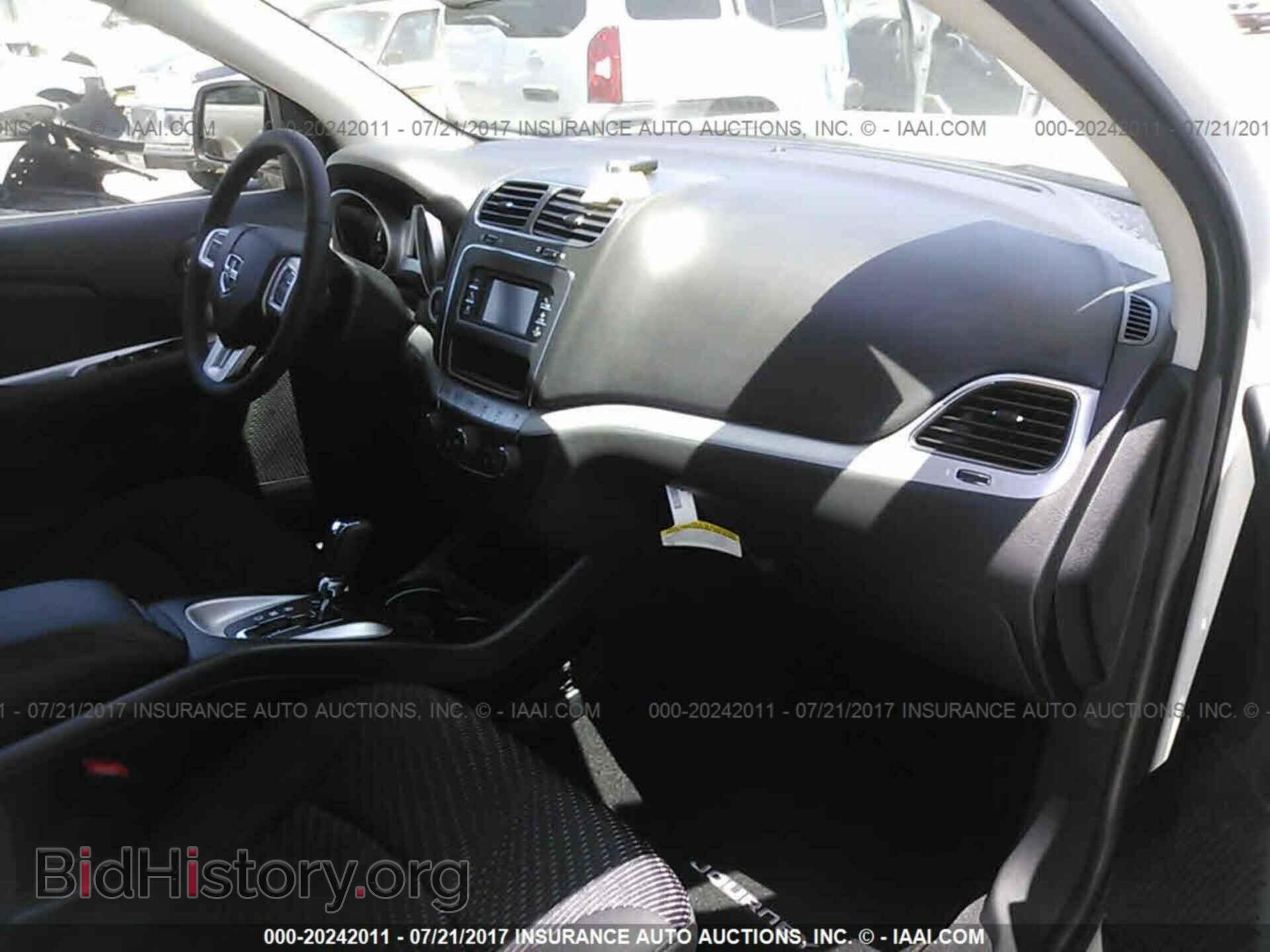 2017 Dodge Journey - VIN: 3C4PDCGG4HT538982 - Фото 5