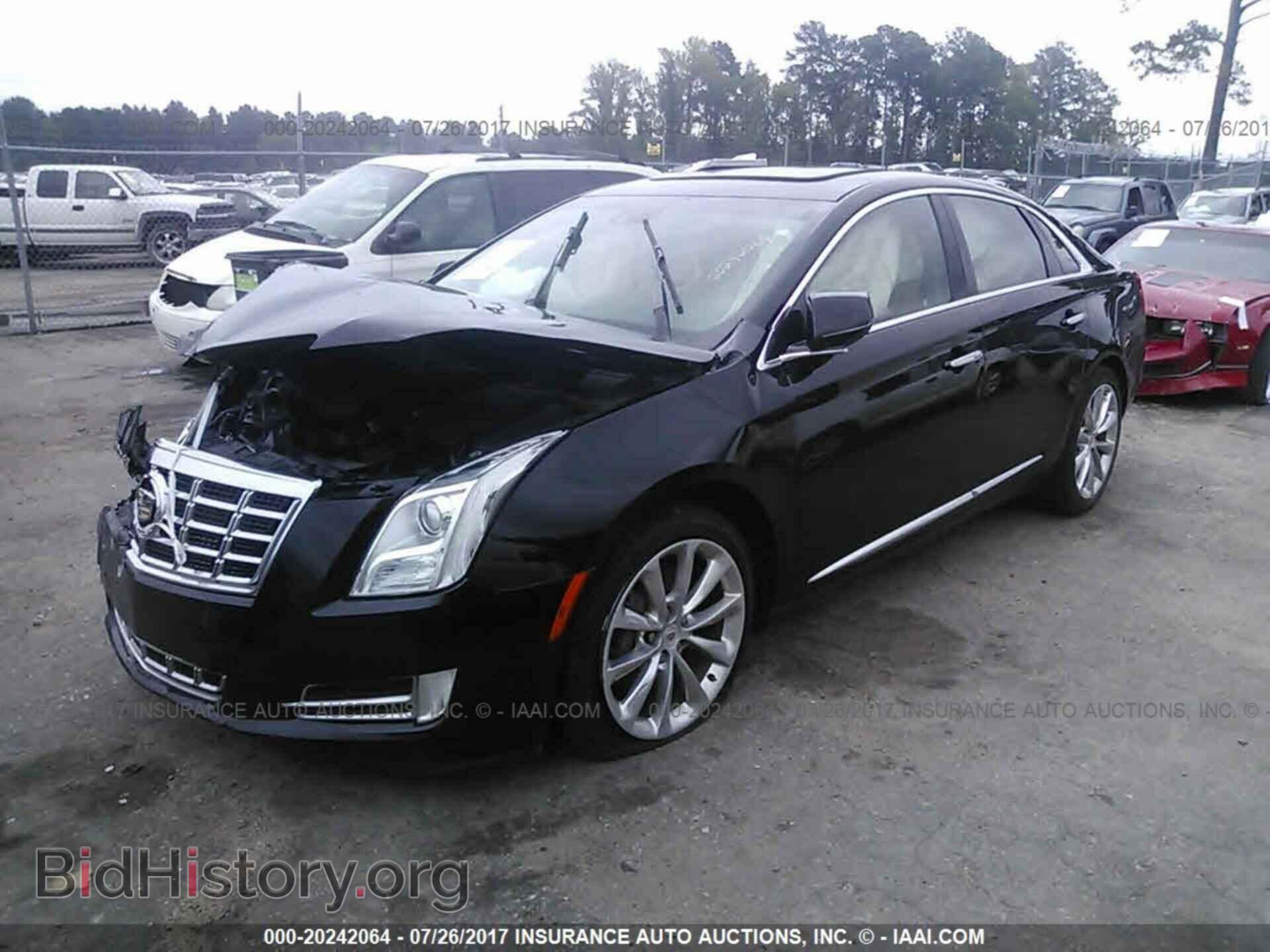 2013 Cadillac Xts - VIN: 2G61P5S39D9143290 - Photo 2