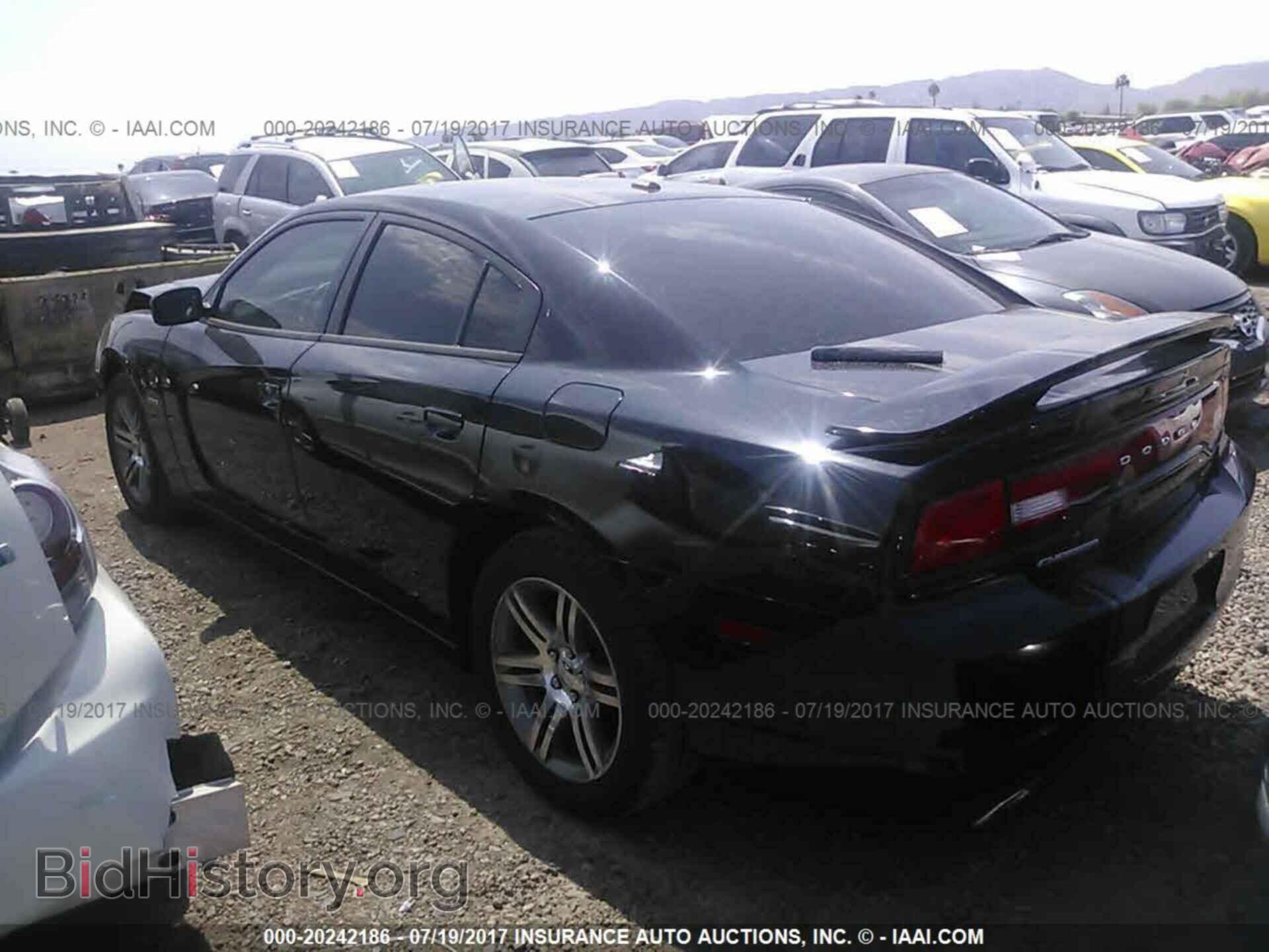 2014 Dodge Charger - VIN: 2C3CDXCT2EH232347 - Photo 3