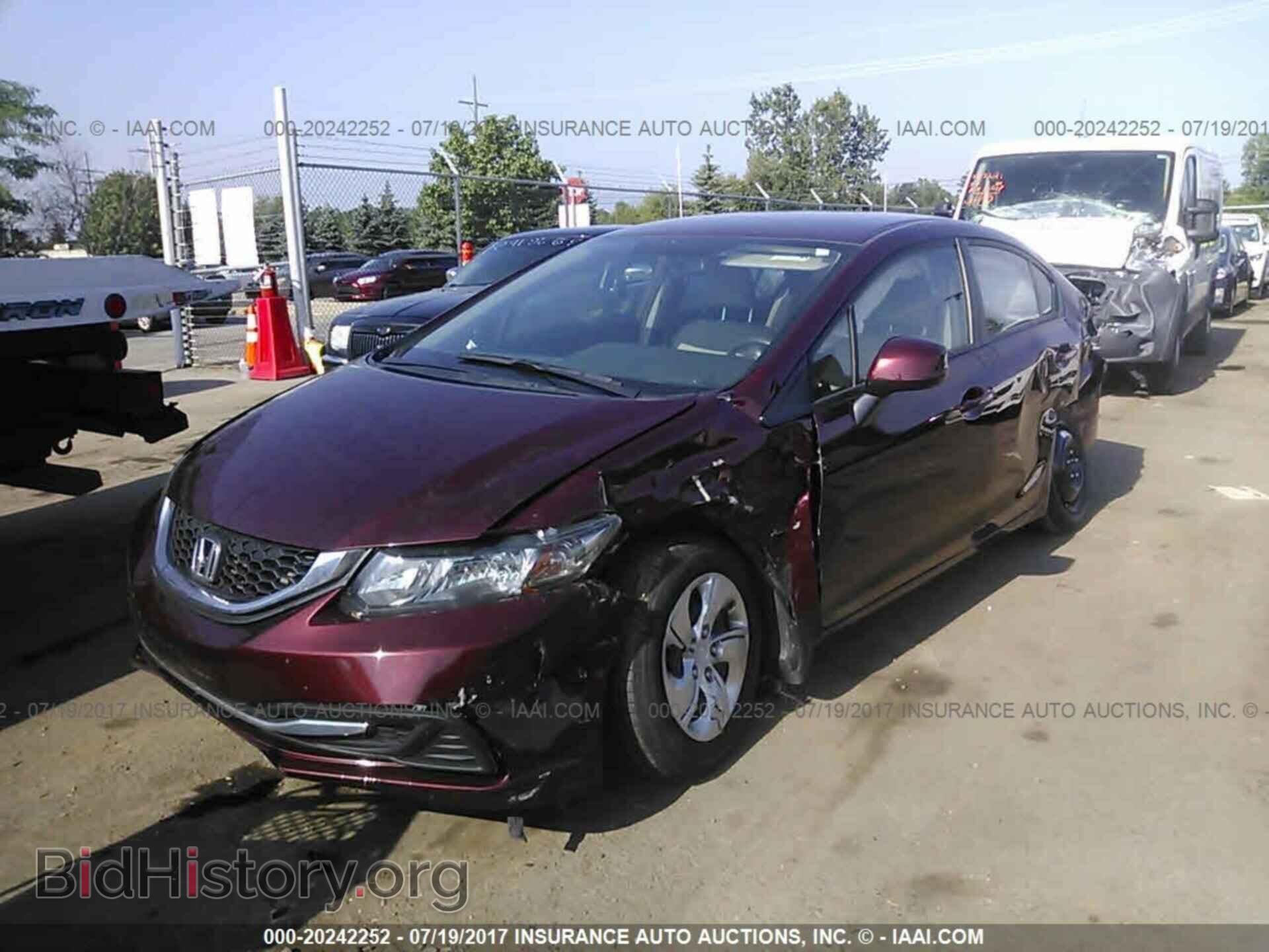 2013 Honda Civic - VIN: 19XFB2F52DE091868 - Photo 2