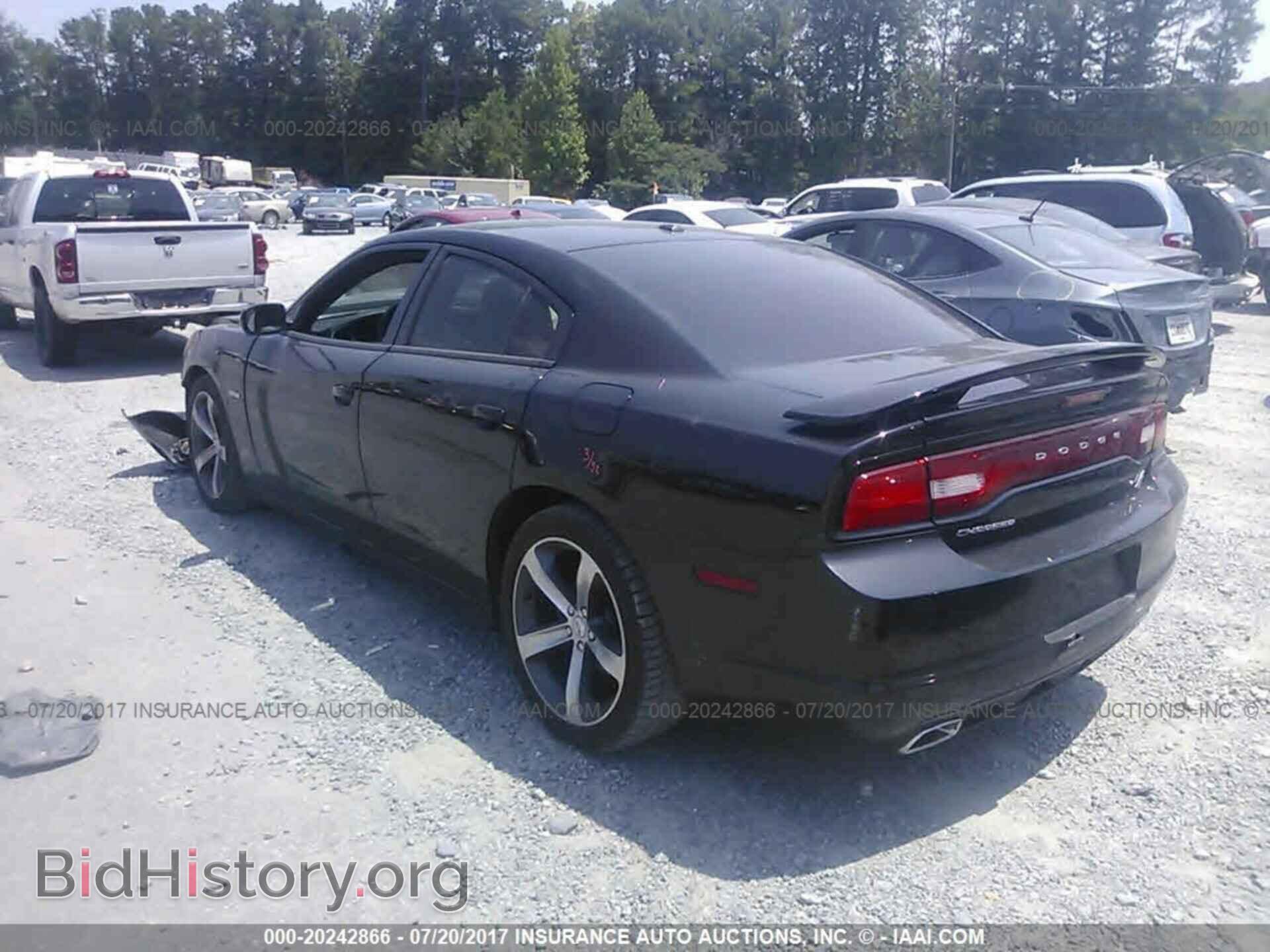 2014 Dodge Charger - VIN: 2C3CDXCTXEH319073 - Фото 3