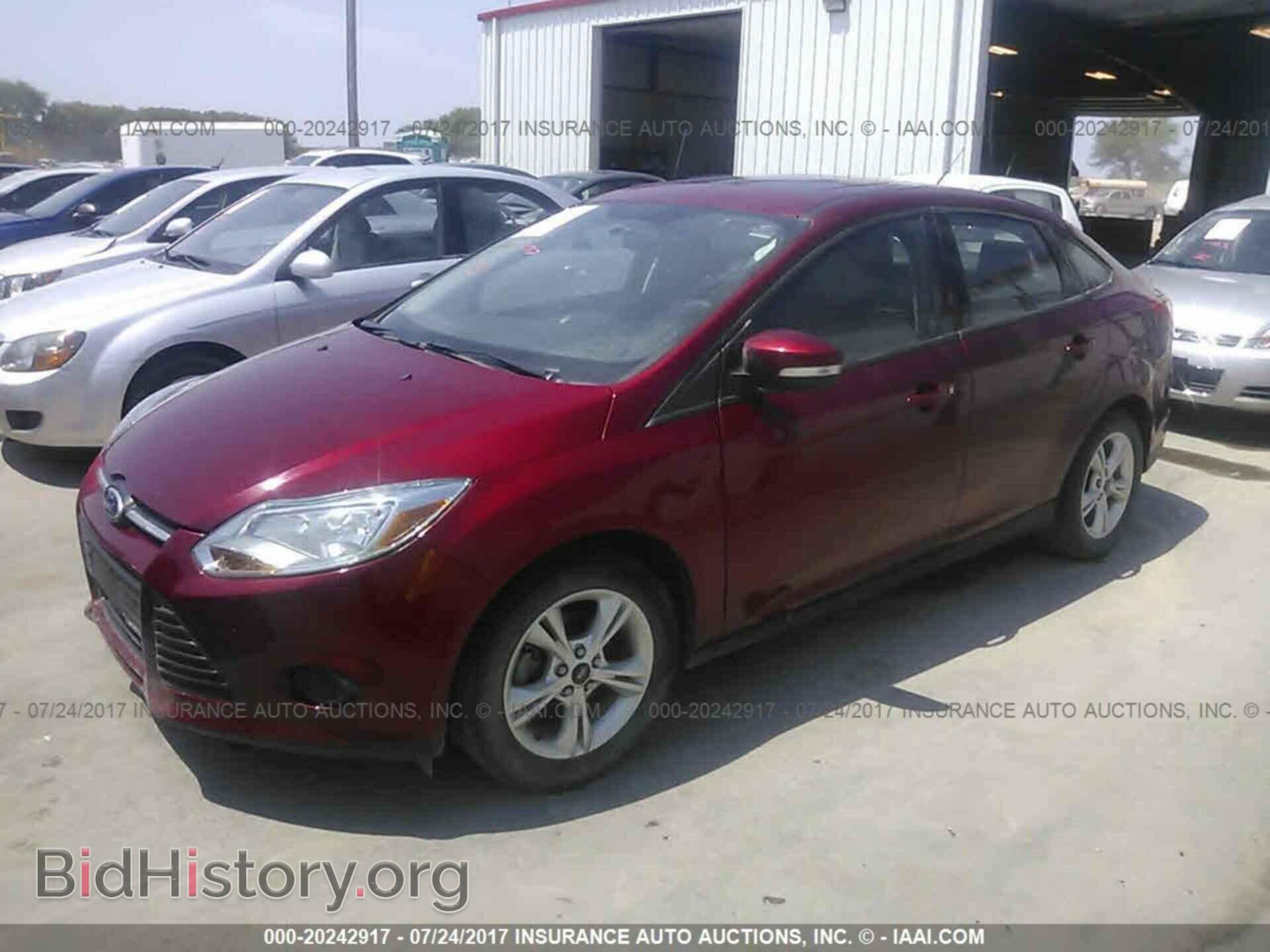 2013 Ford Focus - VIN: 1FADP3F24DL373575 - Photo 2