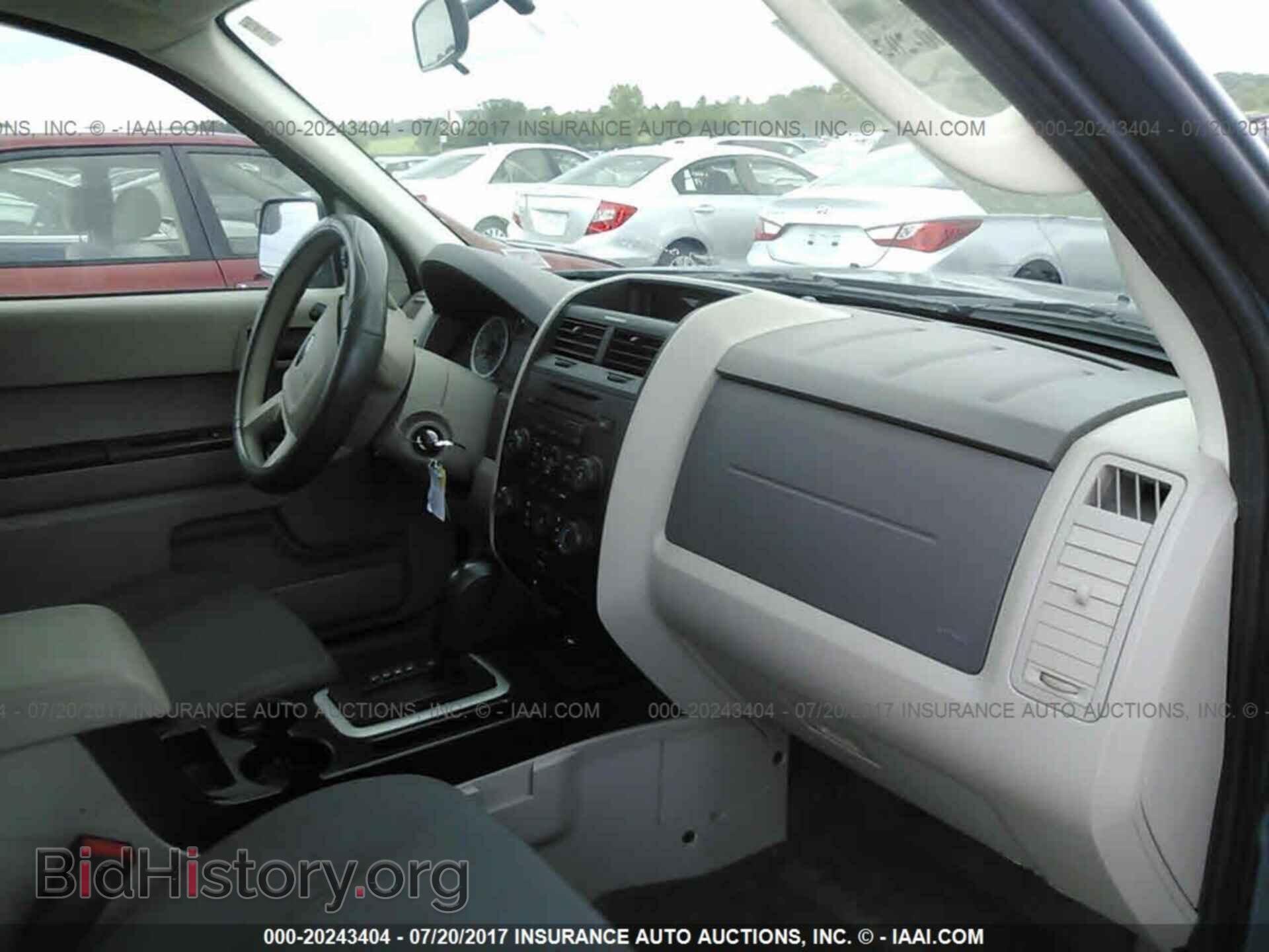2012 Ford Escape - VIN: 1FMCU0C70CKC84678 - Photo 5