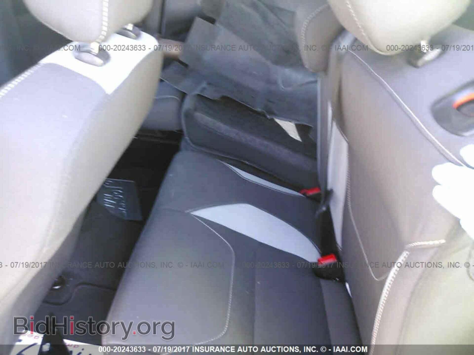 2016 Ford Focus - VIN: 1FADP3L91GL380571 - Photo 8