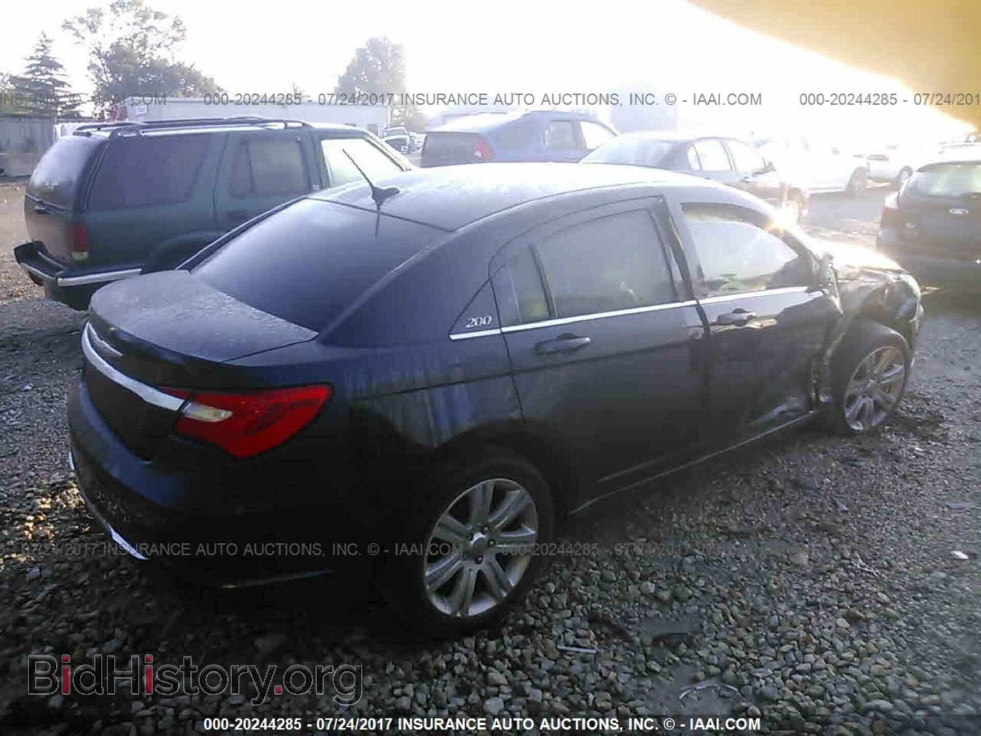 2012 Chrysler 200 - VIN: 1C3CCBBB5CN298698 - Фото 4