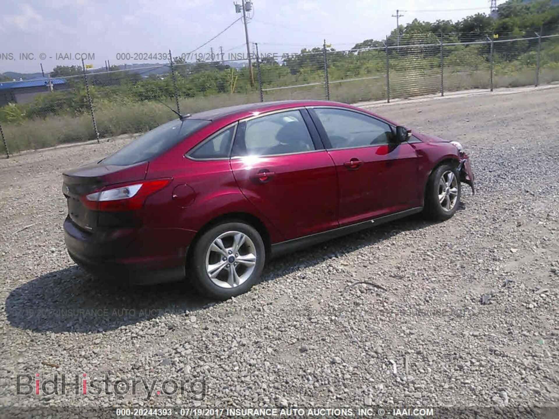 2014 Ford Focus - VIN: 1FADP3F25EL380259 - Photo 4