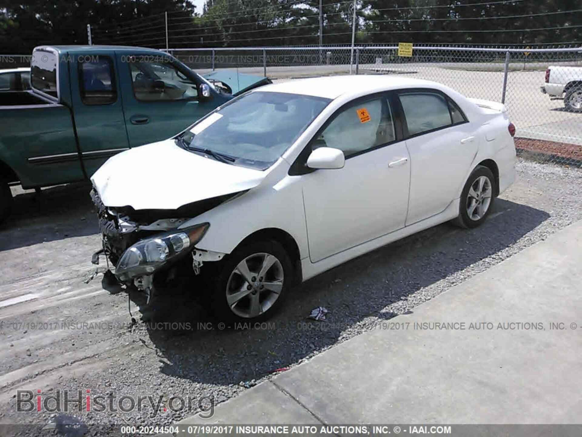 2011 Toyota Corolla - VIN: 2T1BU4EEXBC754198 - Фото 2