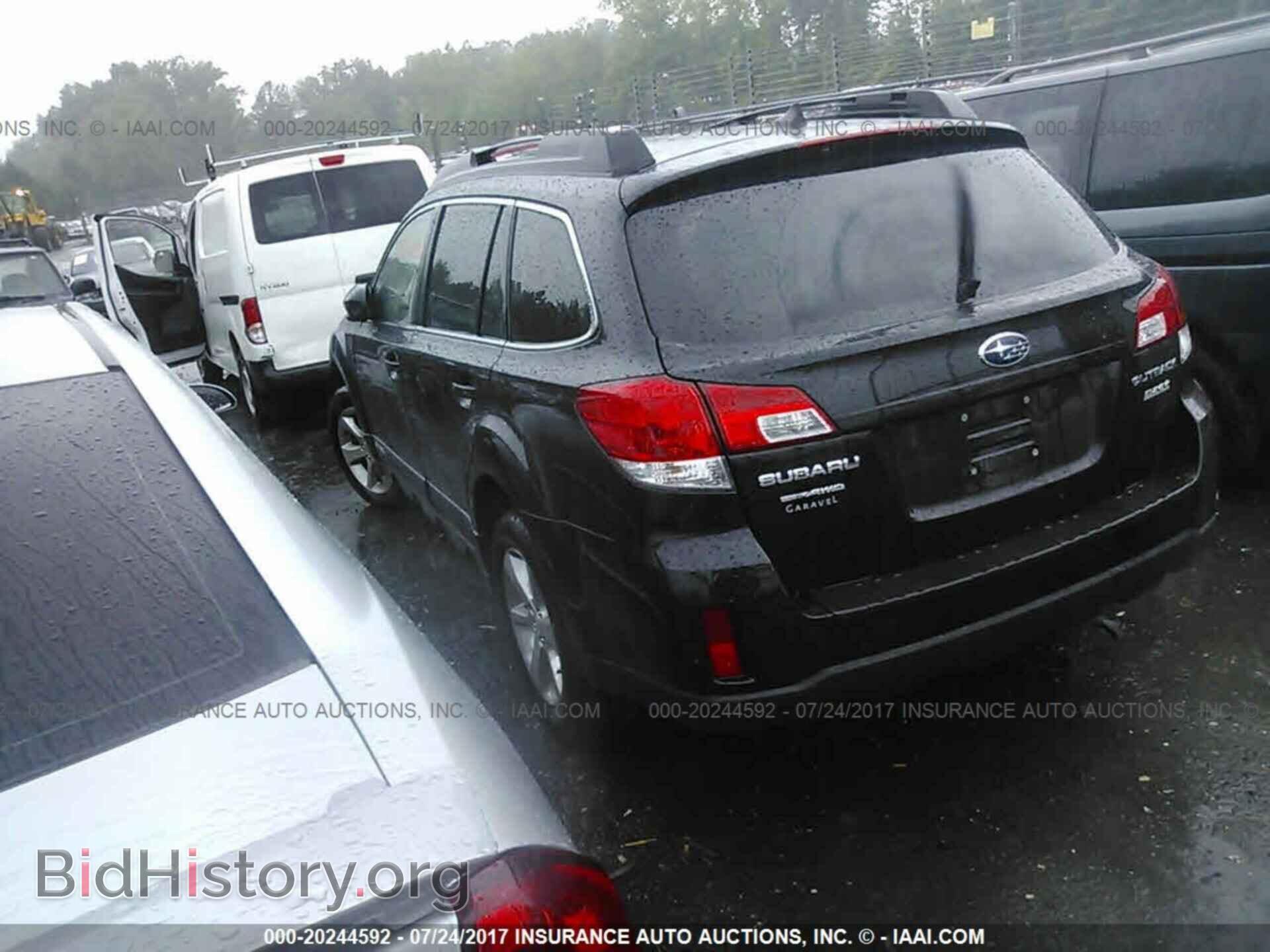 2014 Subaru Outback - VIN: 4S4BRBKC5E3293784 - Фото 3