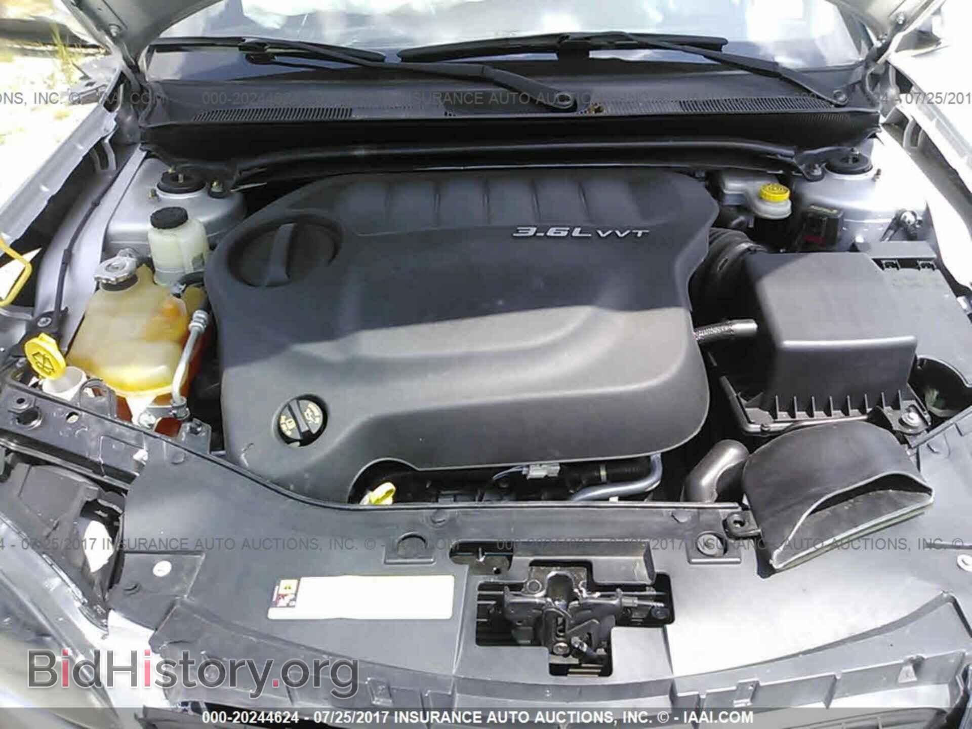 2012 Chrysler 200 - VIN: 1C3CCBBG7CN298116 - Фото 10