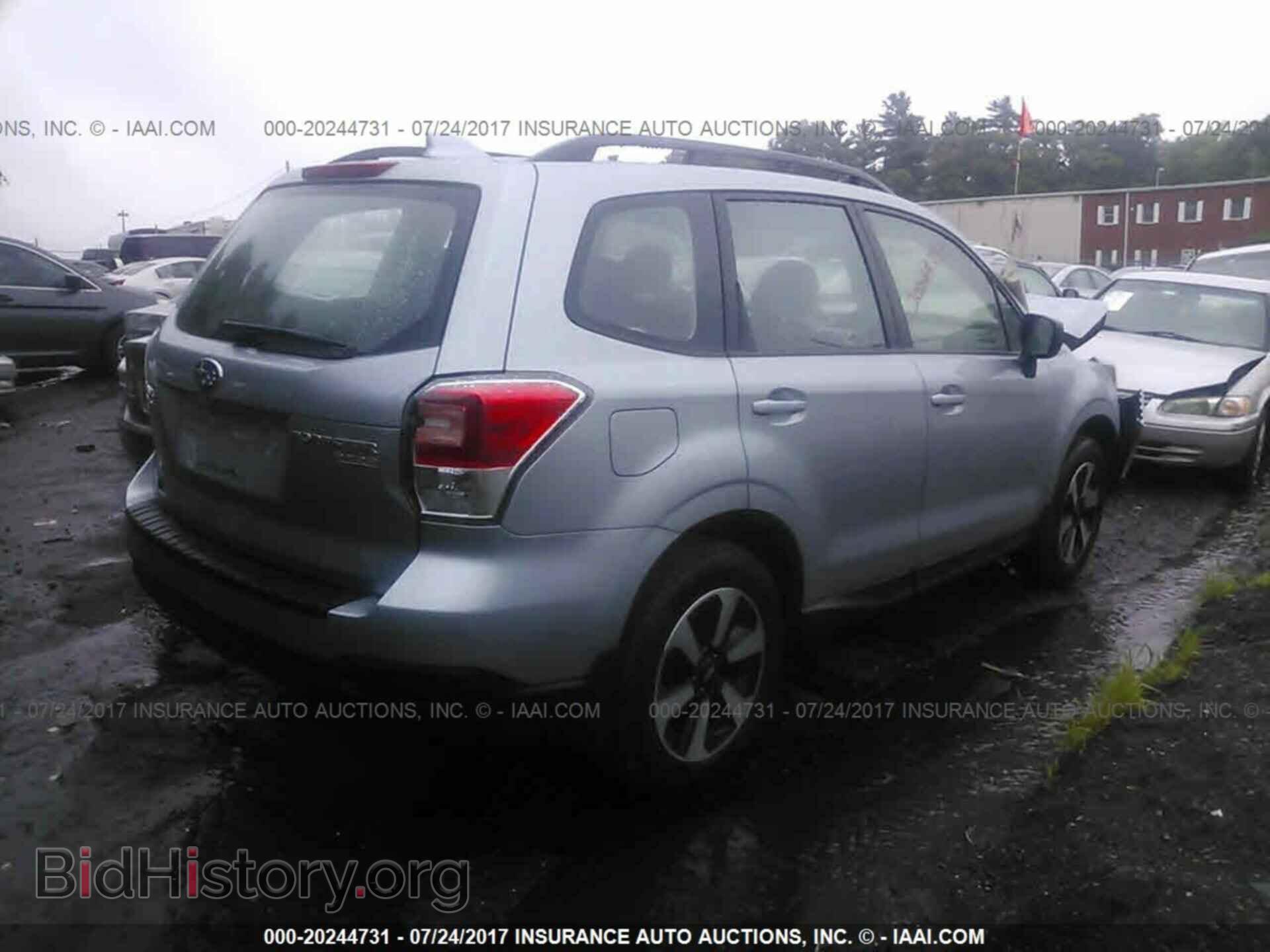 2017 Subaru Forester - VIN: JF2SJABC4HH407658 - Photo 4