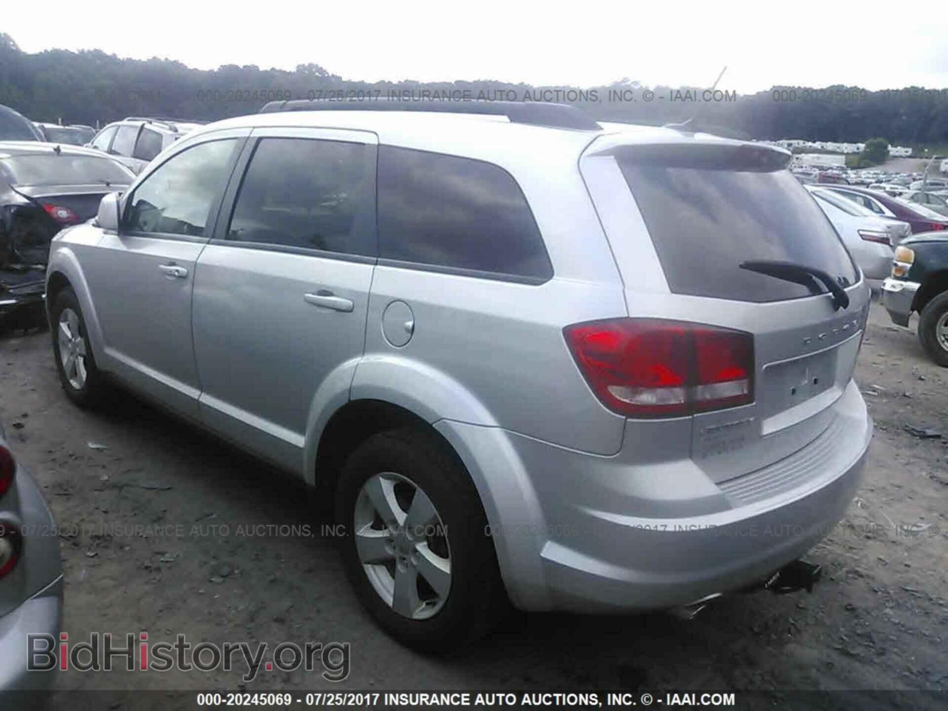 2011 Dodge Journey - VIN: 3D4PH1FG1BT514983 - Фото 3