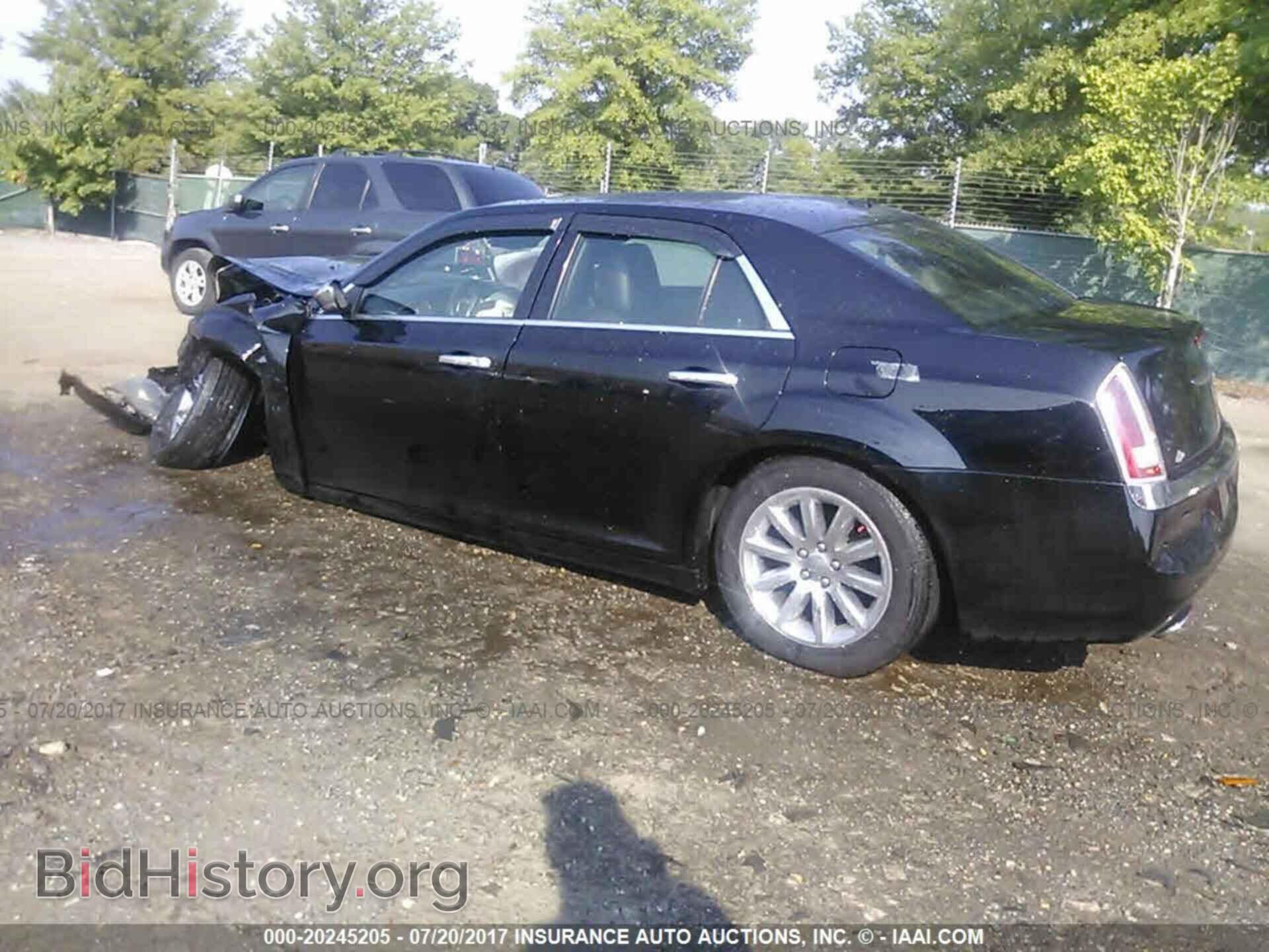2012 Chrysler 300c - VIN: 2C3CCAET5CH147206 - Photo 3