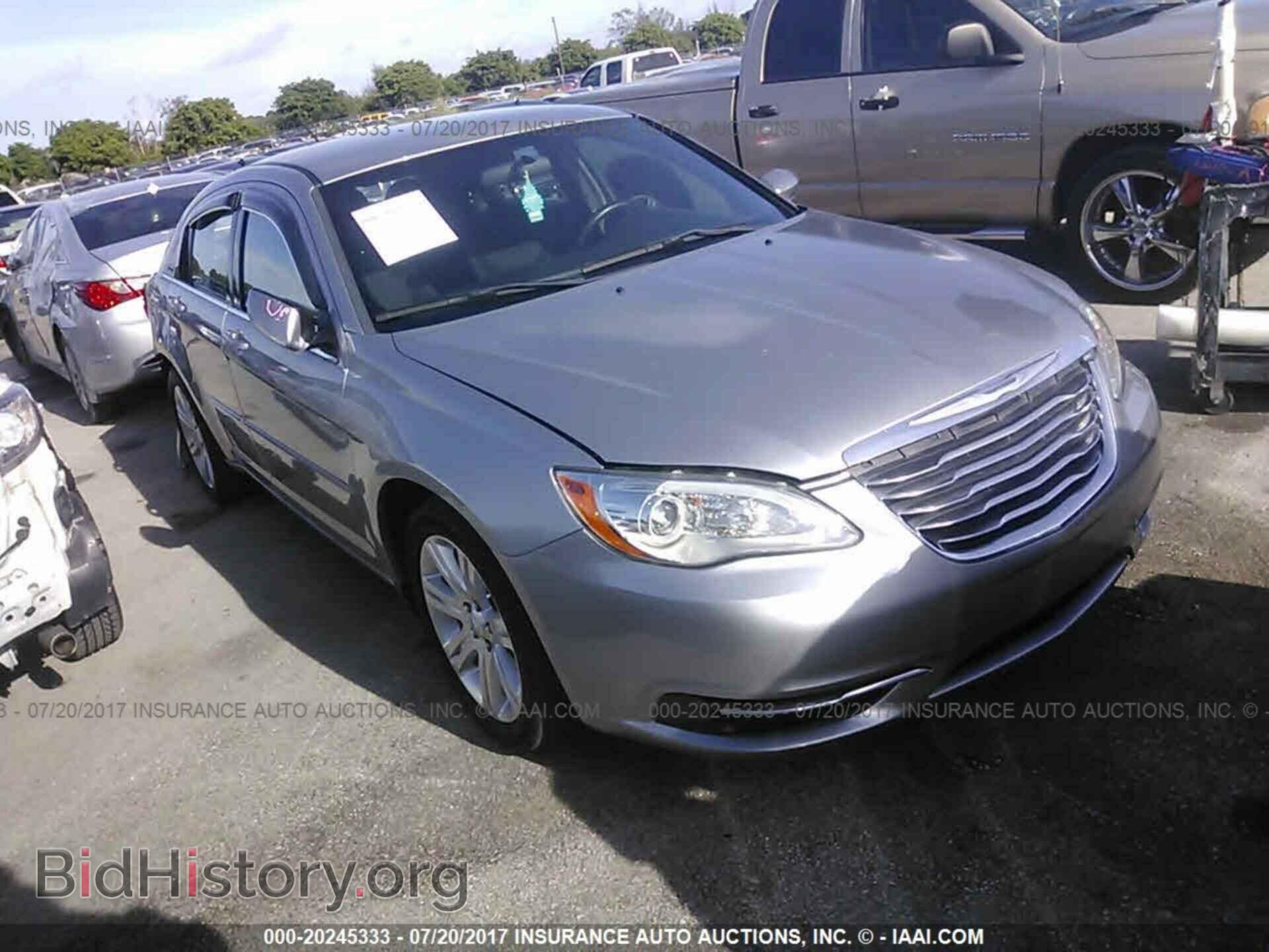Photo 1C3CCBBB5DN656724 - Chrysler 200 2013