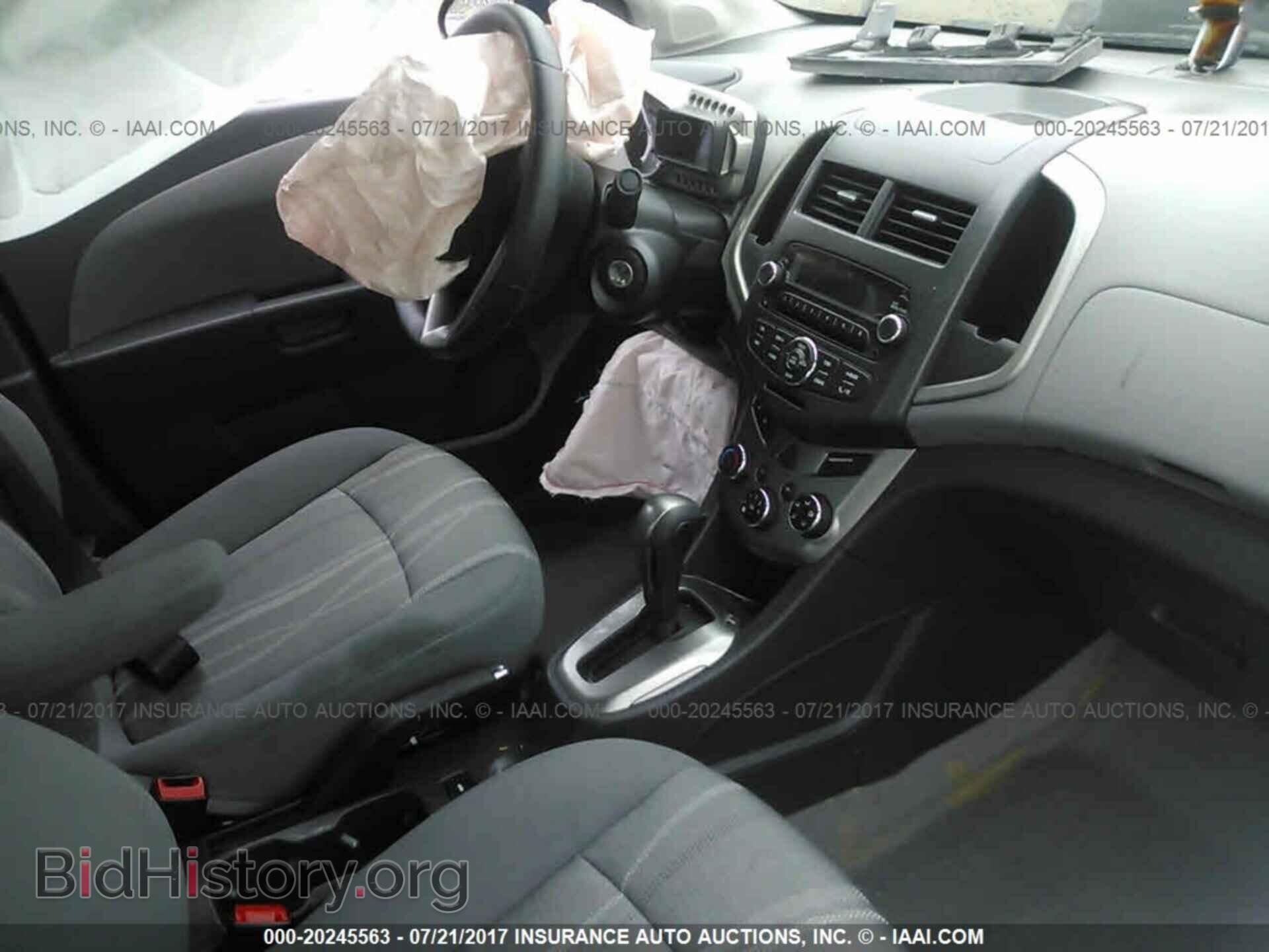 2015 Chevrolet Sonic - VIN: 1G1JC5SH2F4154201 - Фото 5
