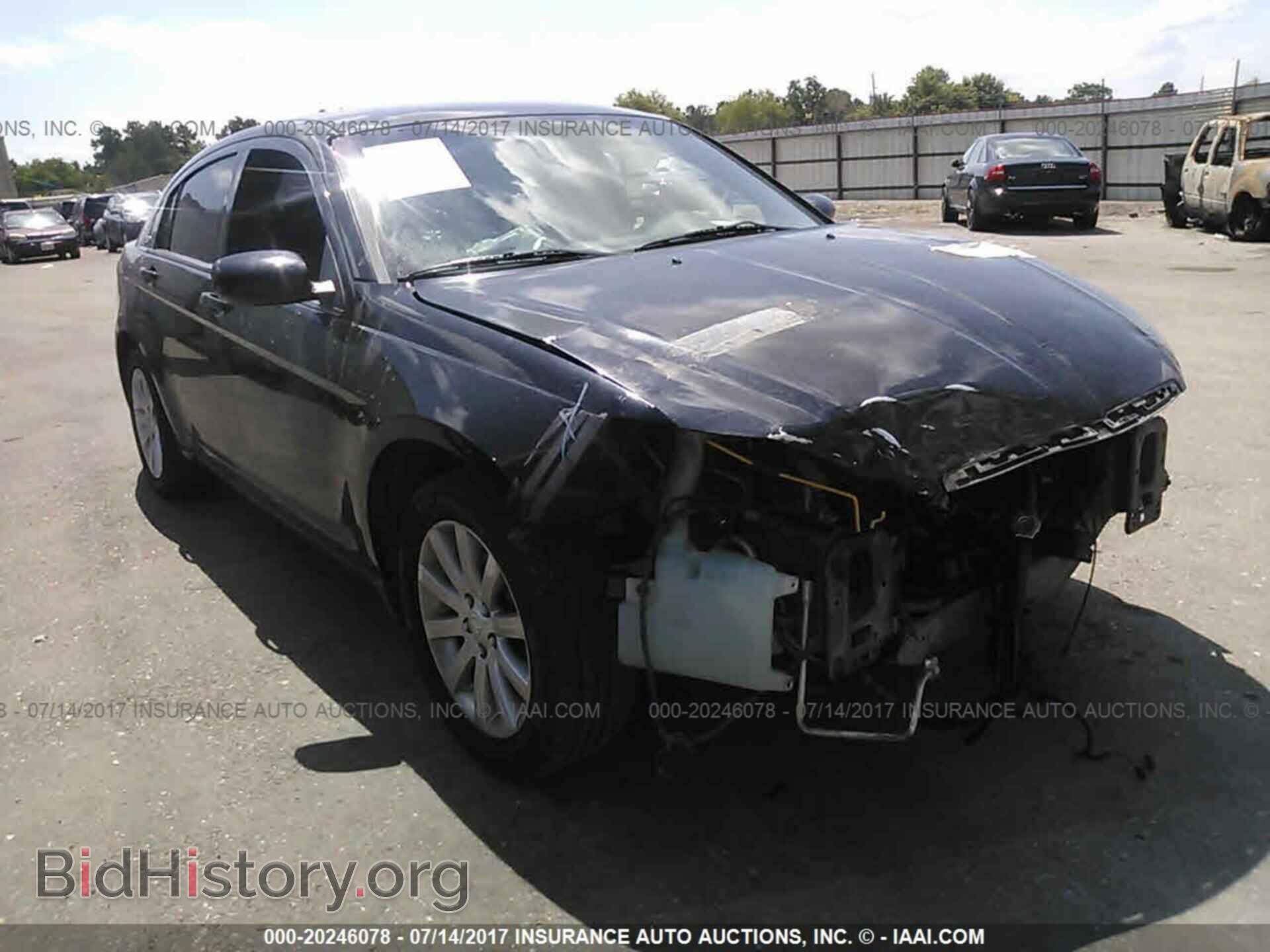 Фотография 1C3CCBBB0CN113702 - Chrysler 200 2012