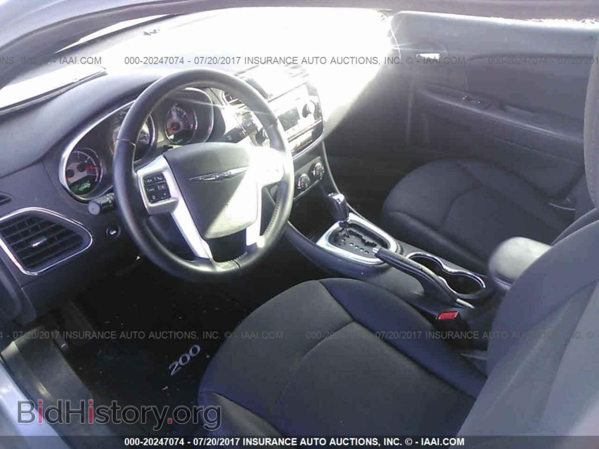 2013 Chrysler 200 - VIN: 1C3CCBBB8DN611924 - Photo 5