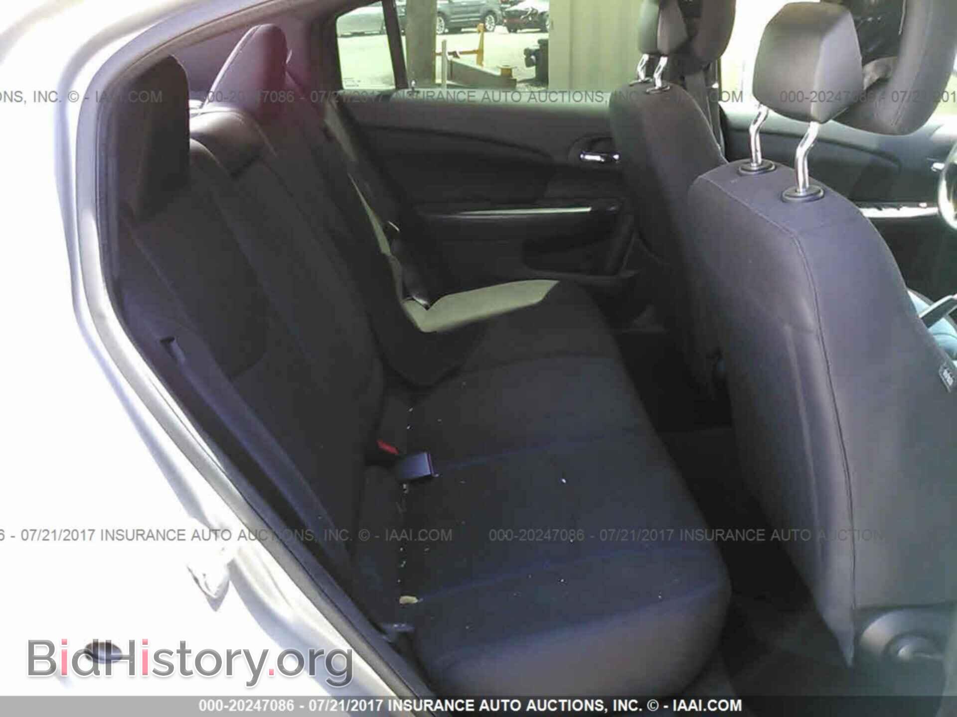 2014 Chrysler 200 - VIN: 1C3CCBAB1EN237272 - Photo 8