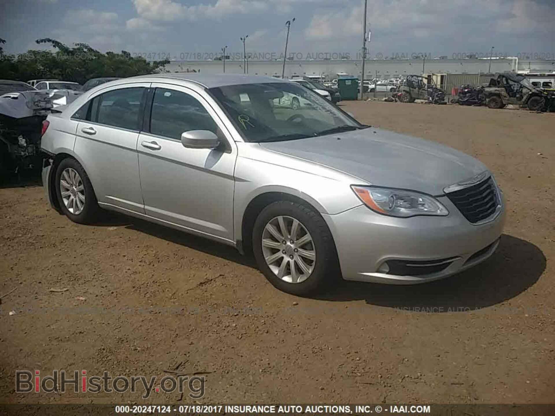 Фотография 1C3CCBAB5CN100512 - Chrysler 200 2012