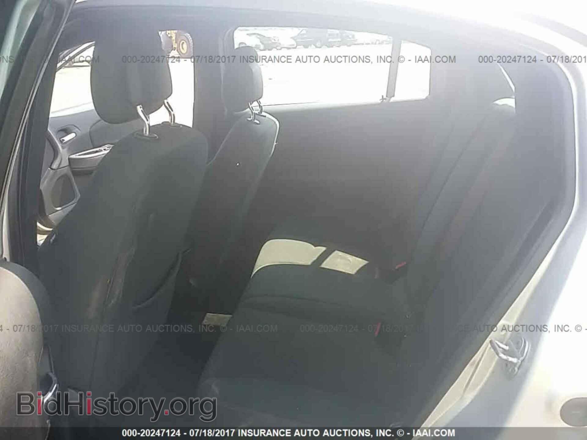2012 Chrysler 200 - VIN: 1C3CCBAB5CN100512 - Photo 8