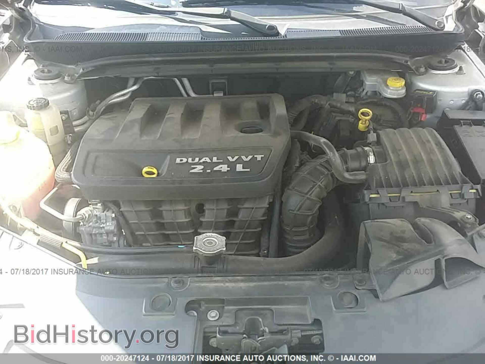 2012 Chrysler 200 - VIN: 1C3CCBAB5CN100512 - Photo 10