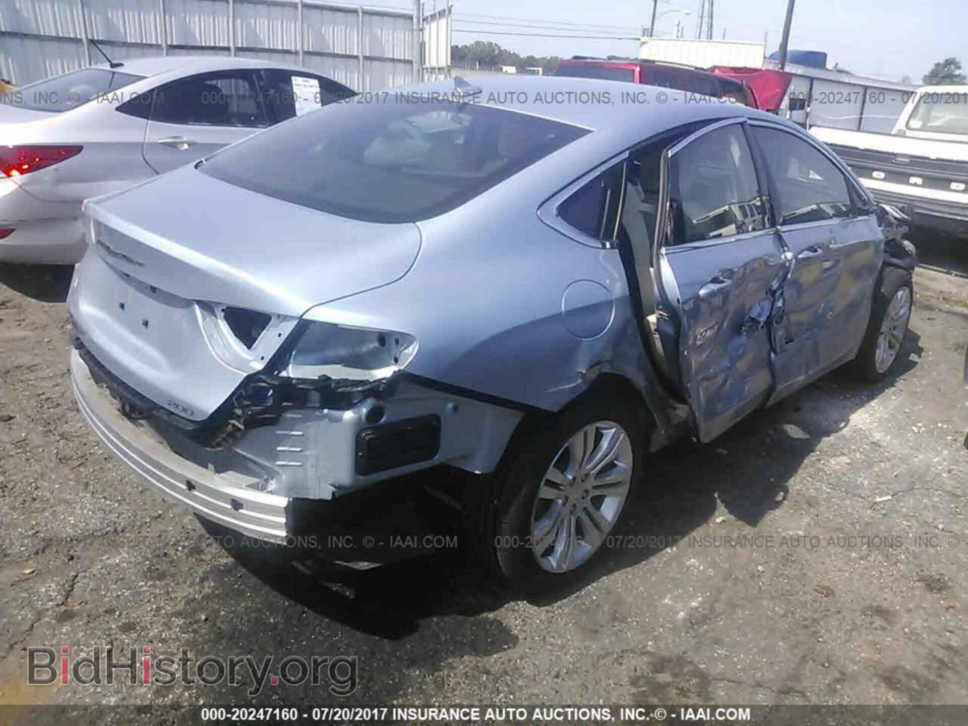 2015 Chrysler 200 - VIN: 1C3CCCABXFN615242 - Photo 4