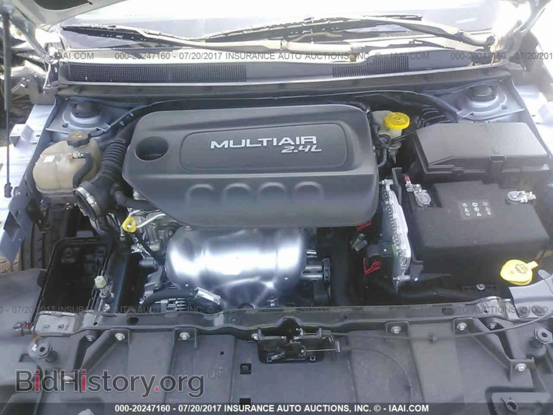2015 Chrysler 200 - VIN: 1C3CCCABXFN615242 - Photo 10