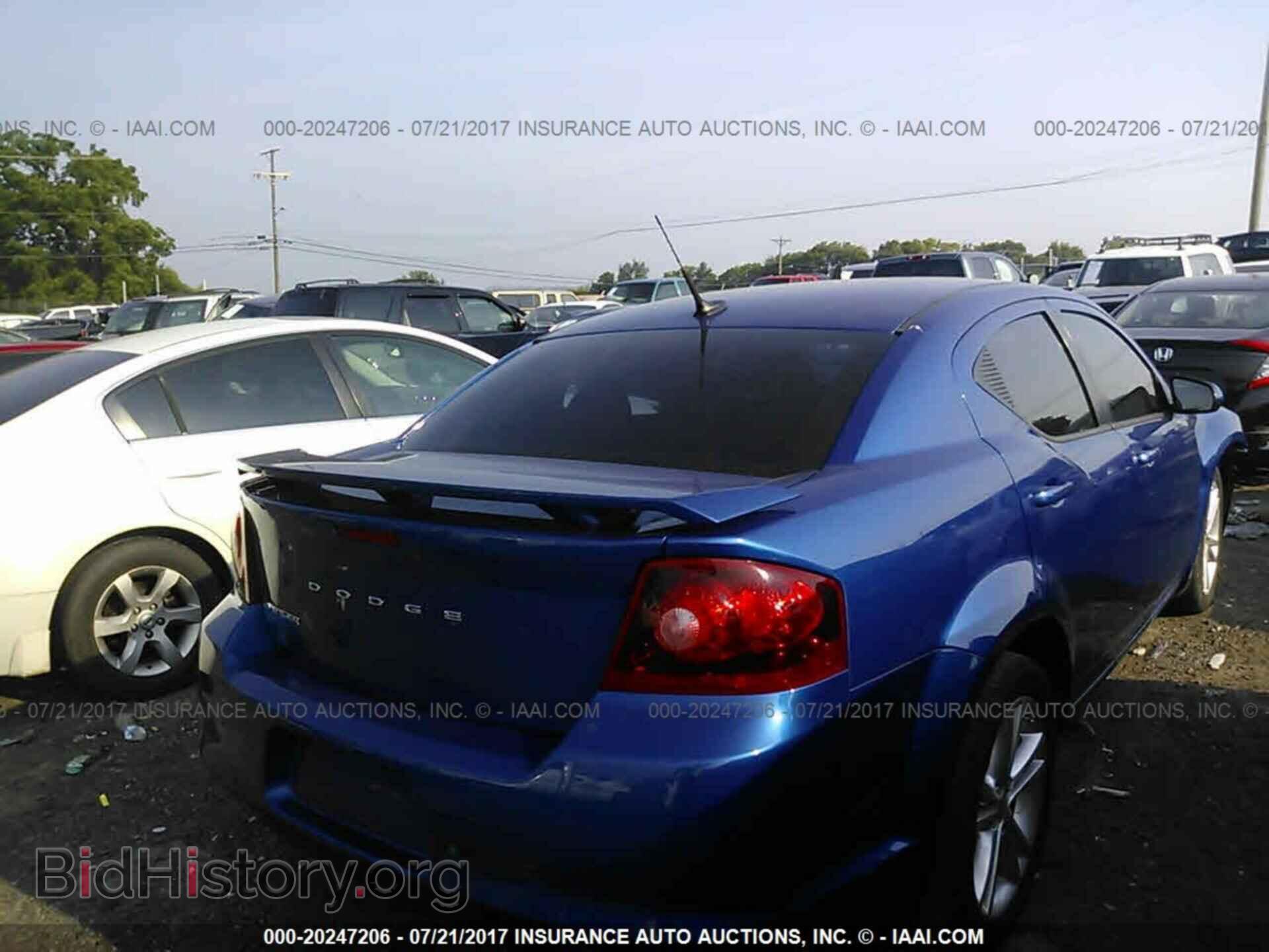 2012 Dodge Avenger - VIN: 1C3CDZEG0CN148575 - Photo 4
