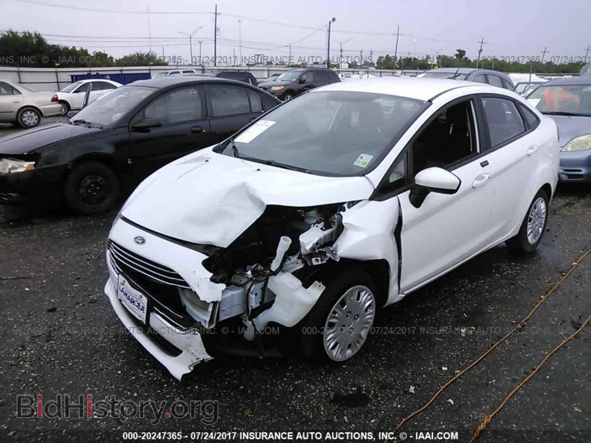 2016 Ford Fiesta - VIN: 3FADP4AJ5GM148542 - Фото 2