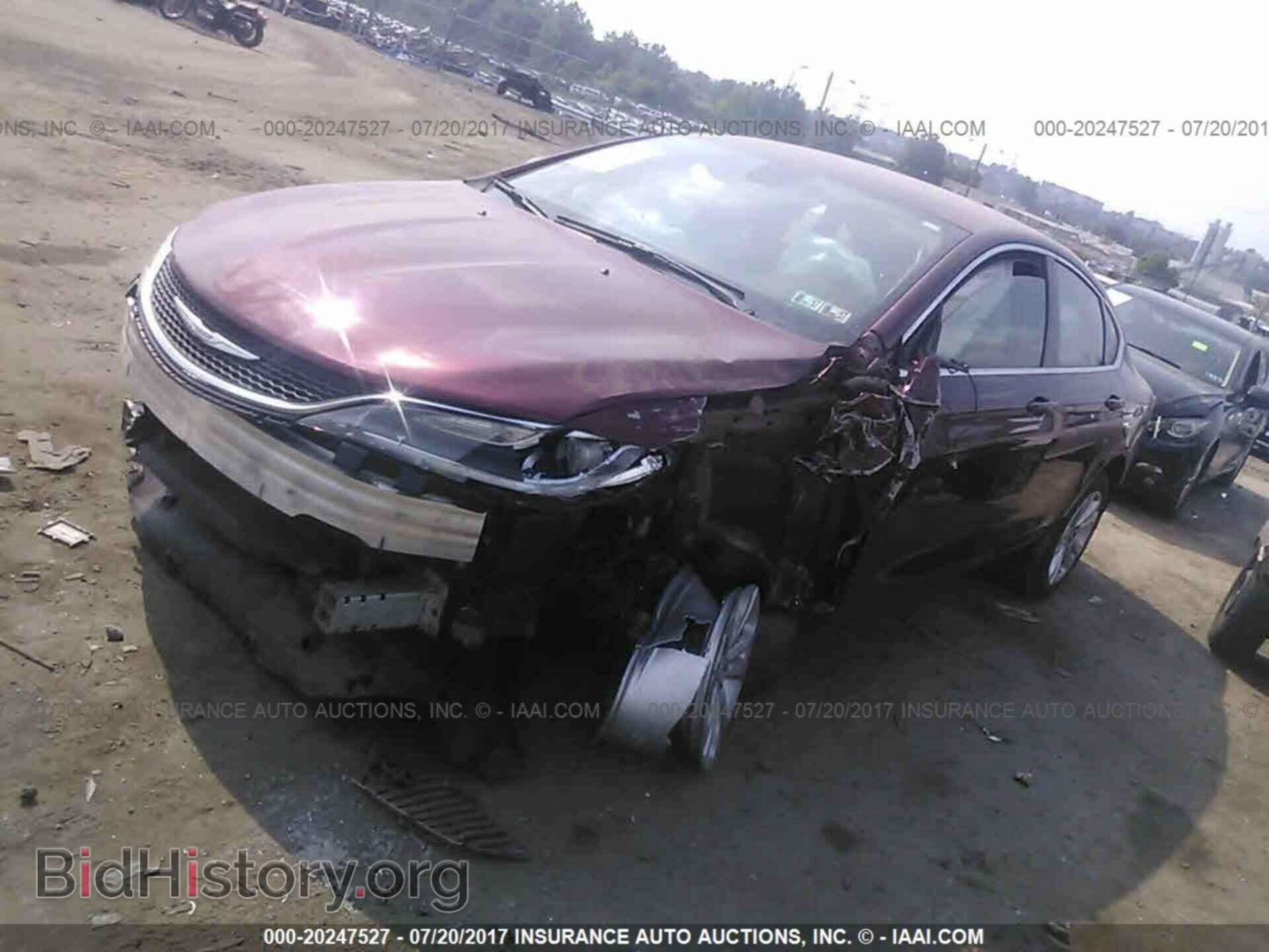 2015 Chrysler 200 - VIN: 1C3CCCAB0FN574457 - Photo 2