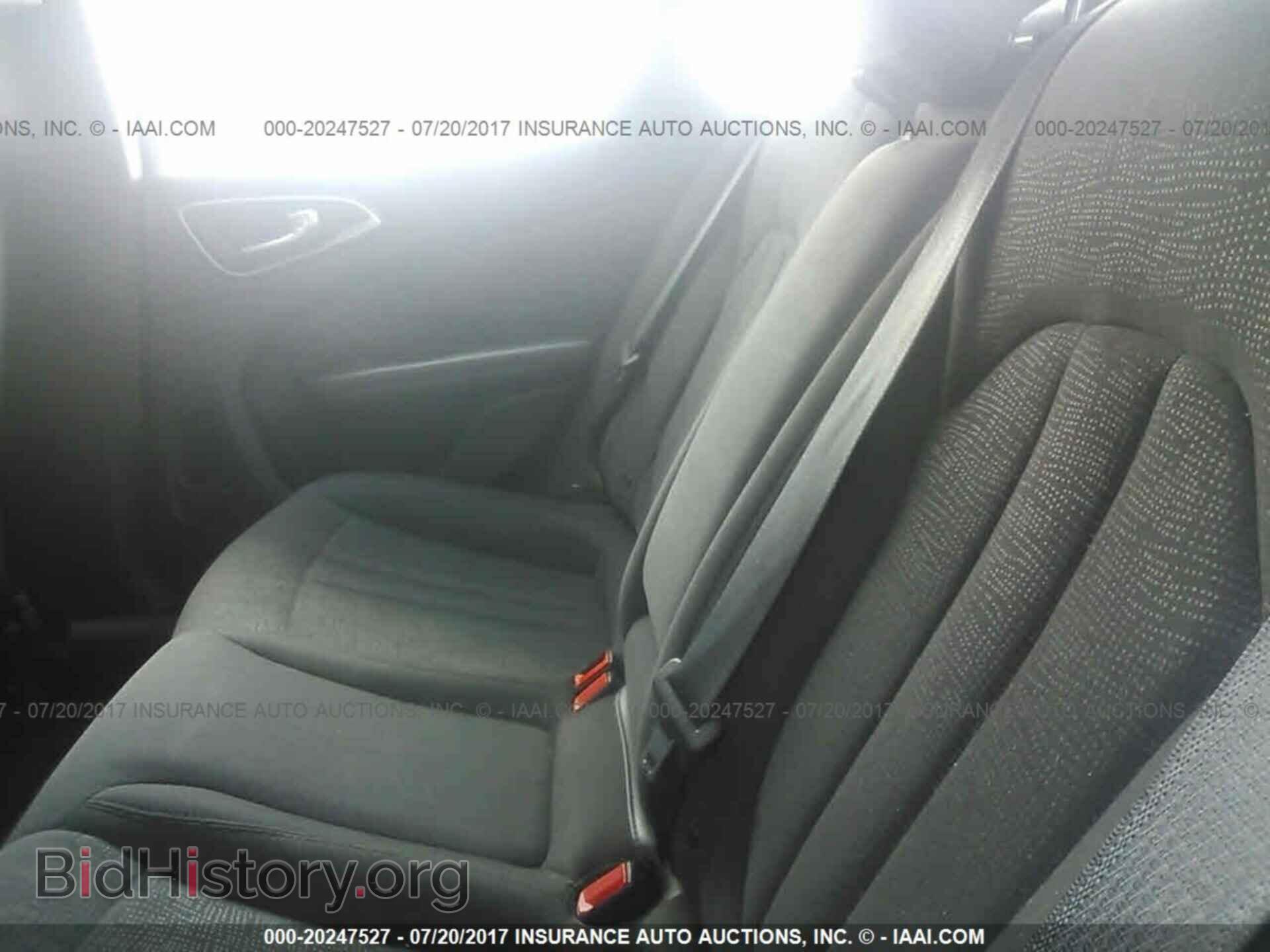 2015 Chrysler 200 - VIN: 1C3CCCAB0FN574457 - Photo 8