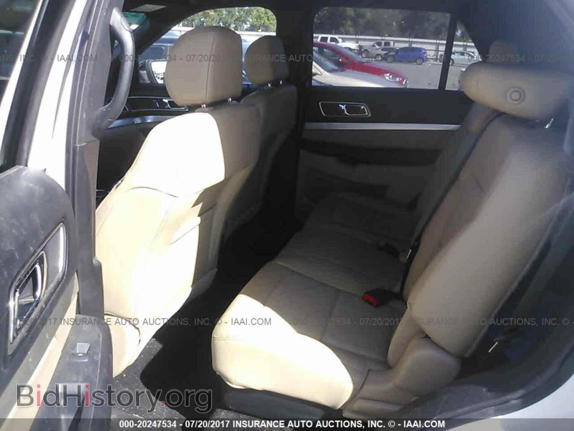 2016 Ford Explorer - VIN: 1FM5K7D88GGA25007 - Photo 8
