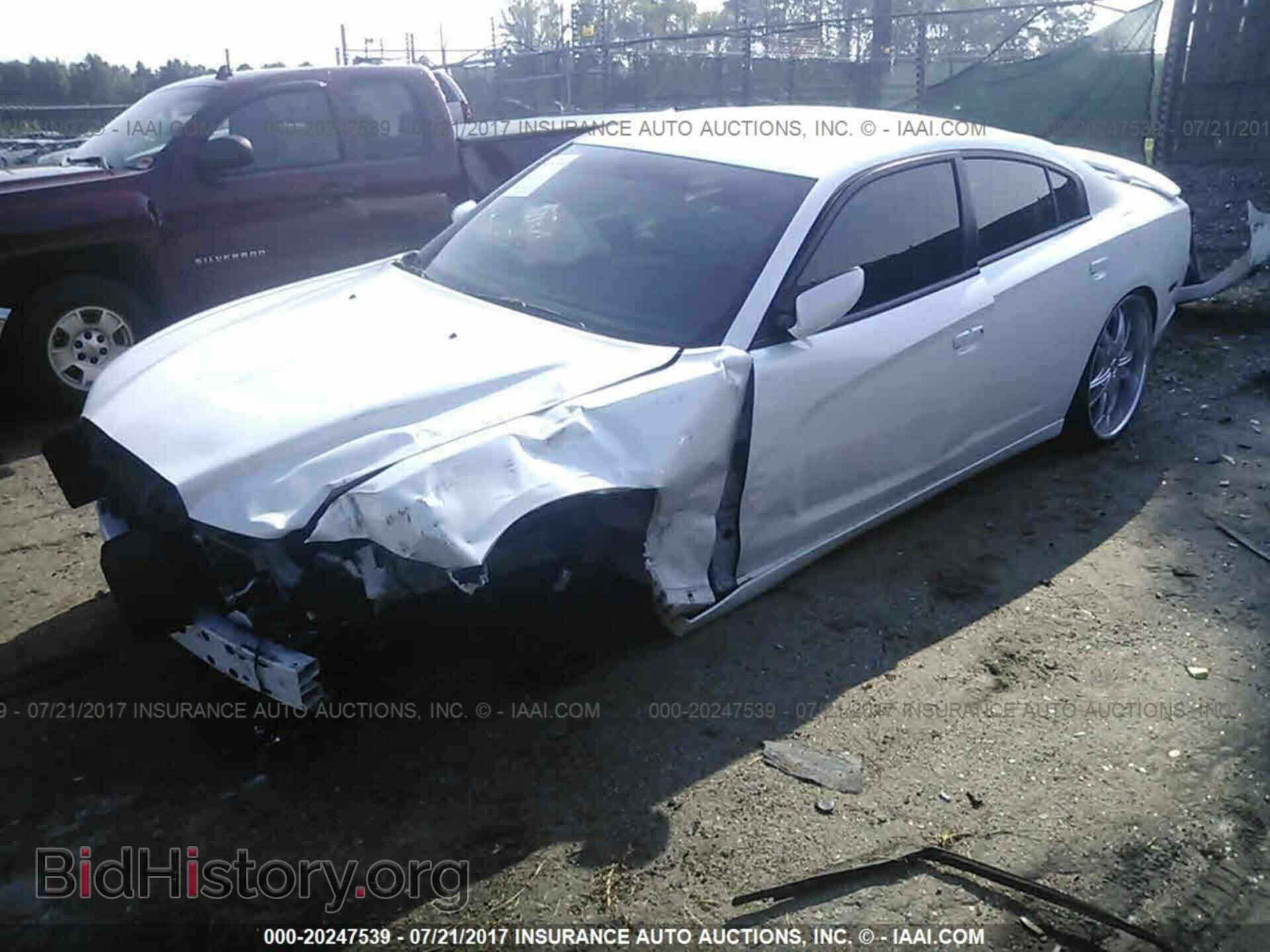 2014 Dodge Charger - VIN: 2C3CDXBG0EH323301 - Фото 2