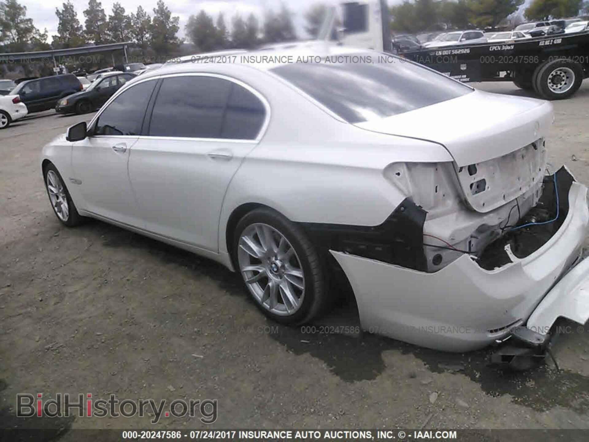 2011 Bmw 750 - VIN: WBAKB8C56BC851582 - Фото 3