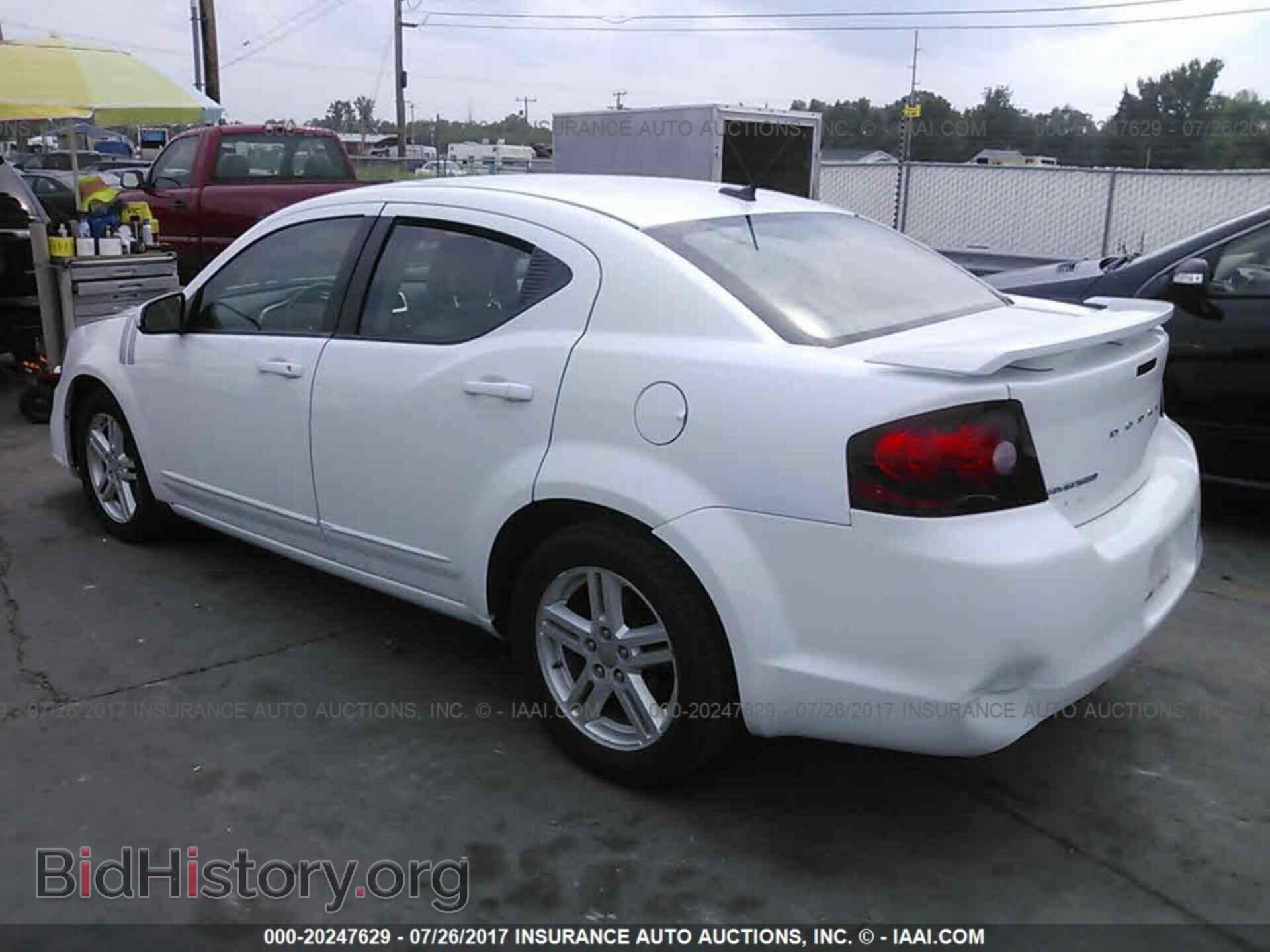 2012 Dodge Avenger - VIN: 1C3CDZCB3CN209232 - Photo 3