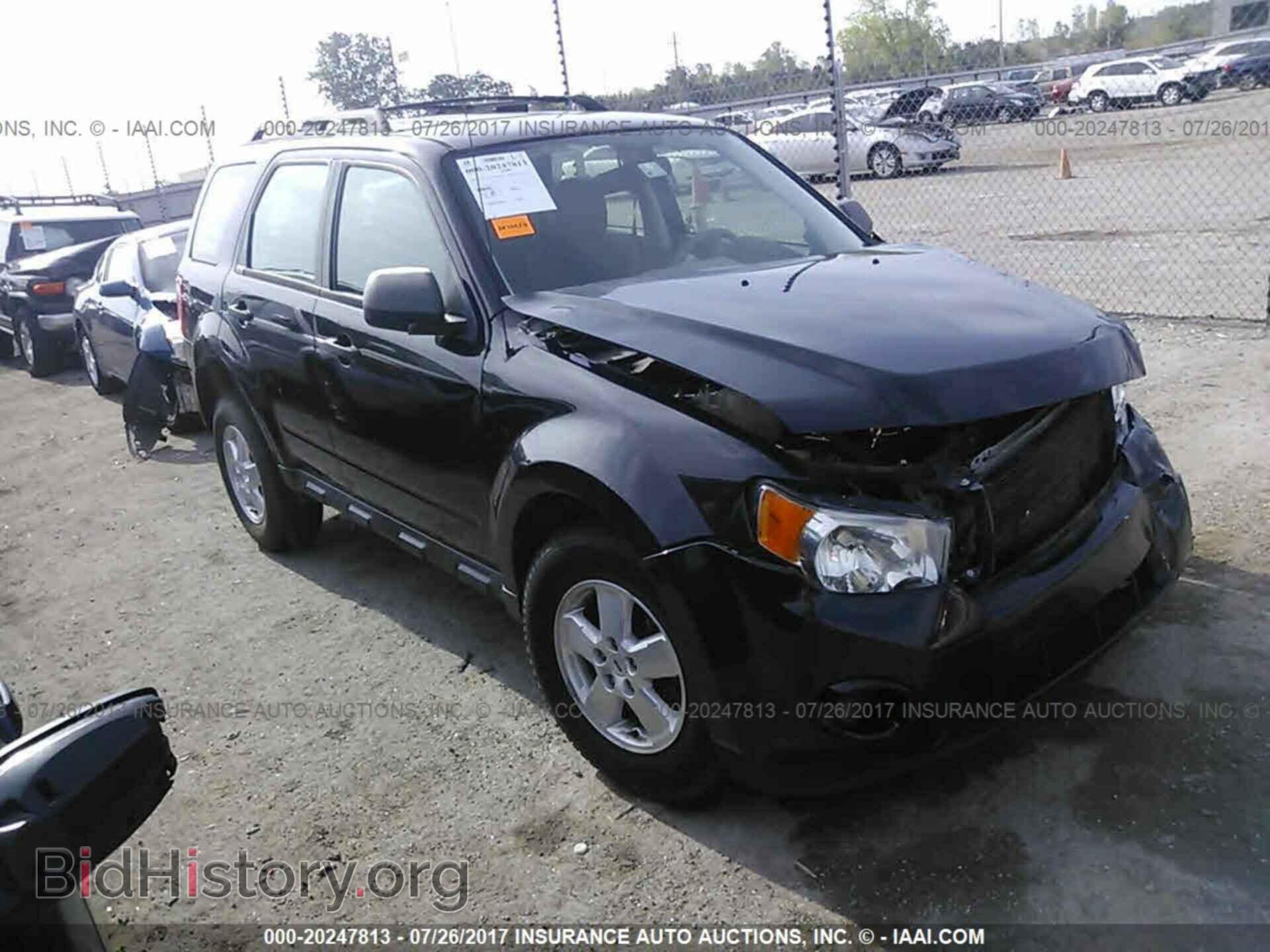 Photo 1FMCU0C79BKA92531 - Ford Escape 2011