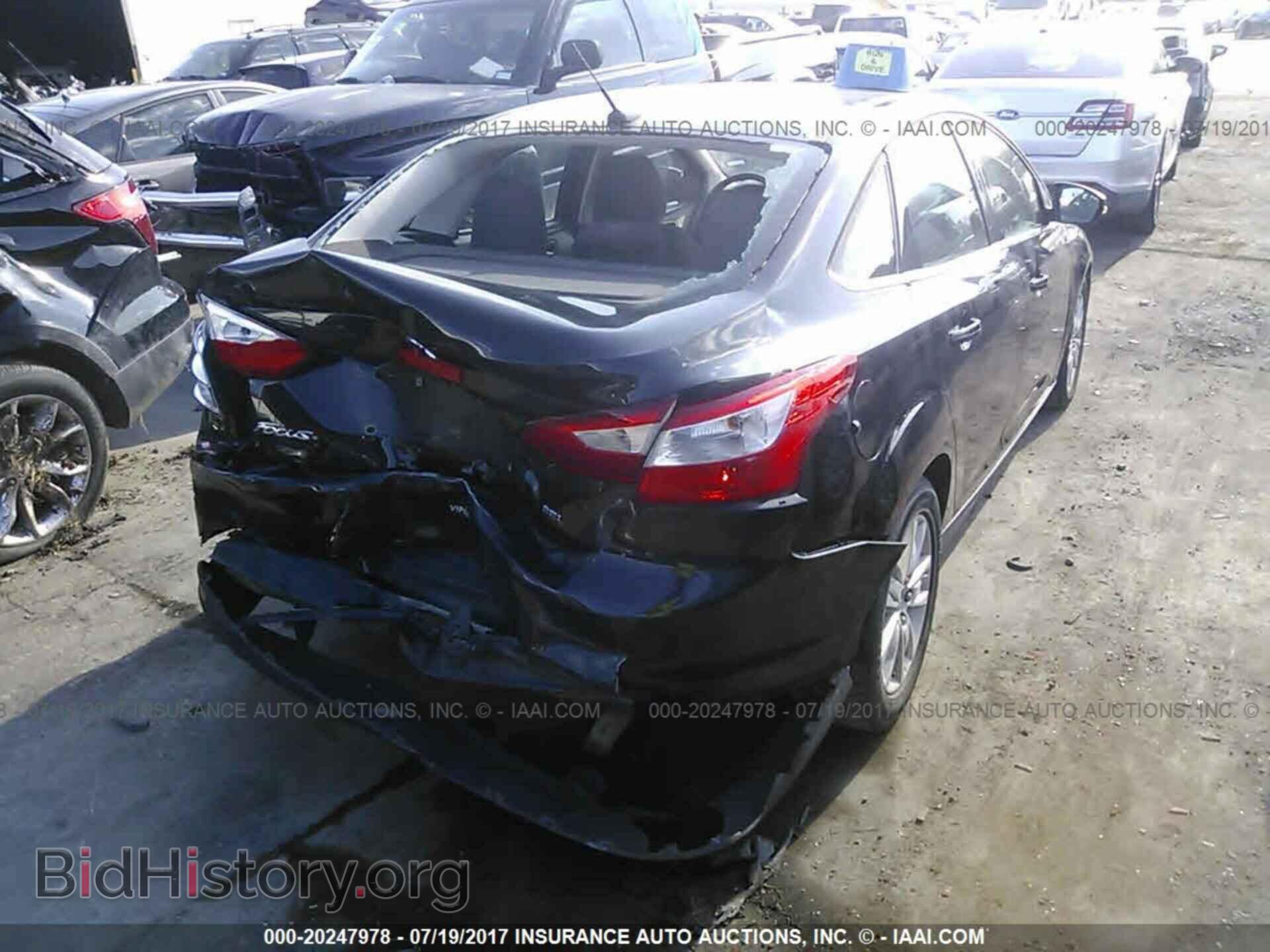 2012 Ford Focus - VIN: 1FAHP3H25CL416995 - Photo 4