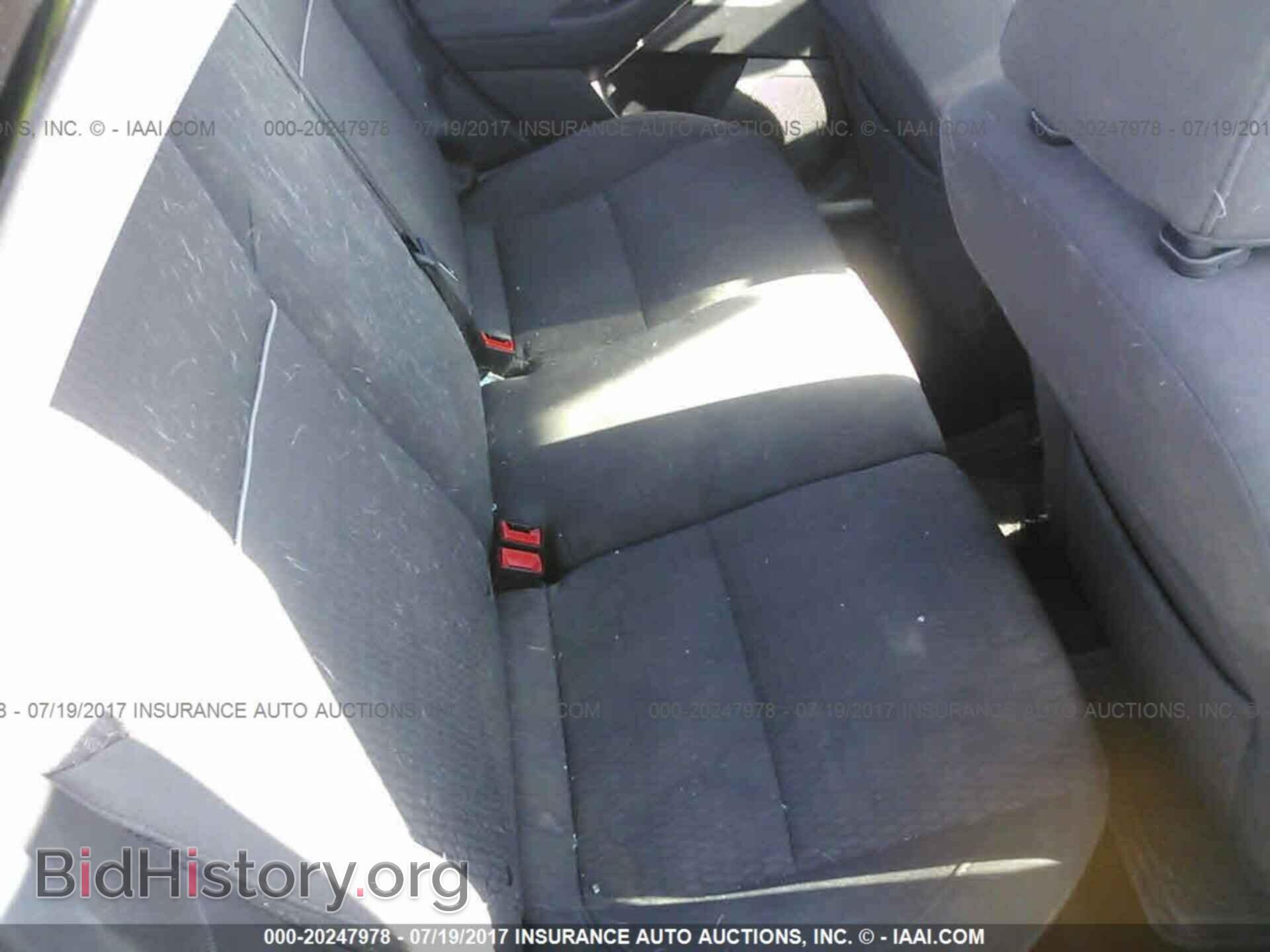 2012 Ford Focus - VIN: 1FAHP3H25CL416995 - Photo 8