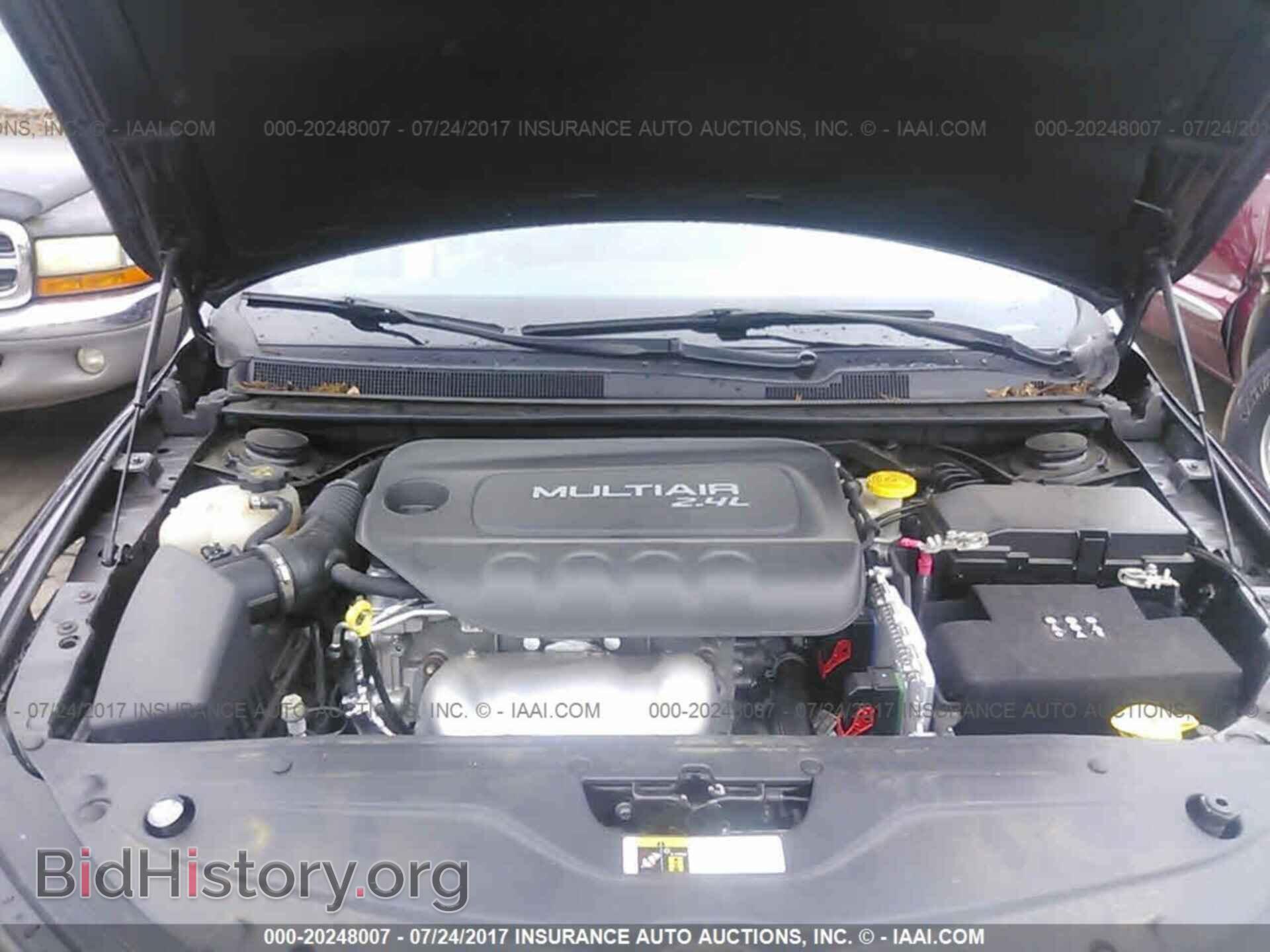 2015 Chrysler 200 - VIN: 1C3CCCBB4FN675922 - Фото 10