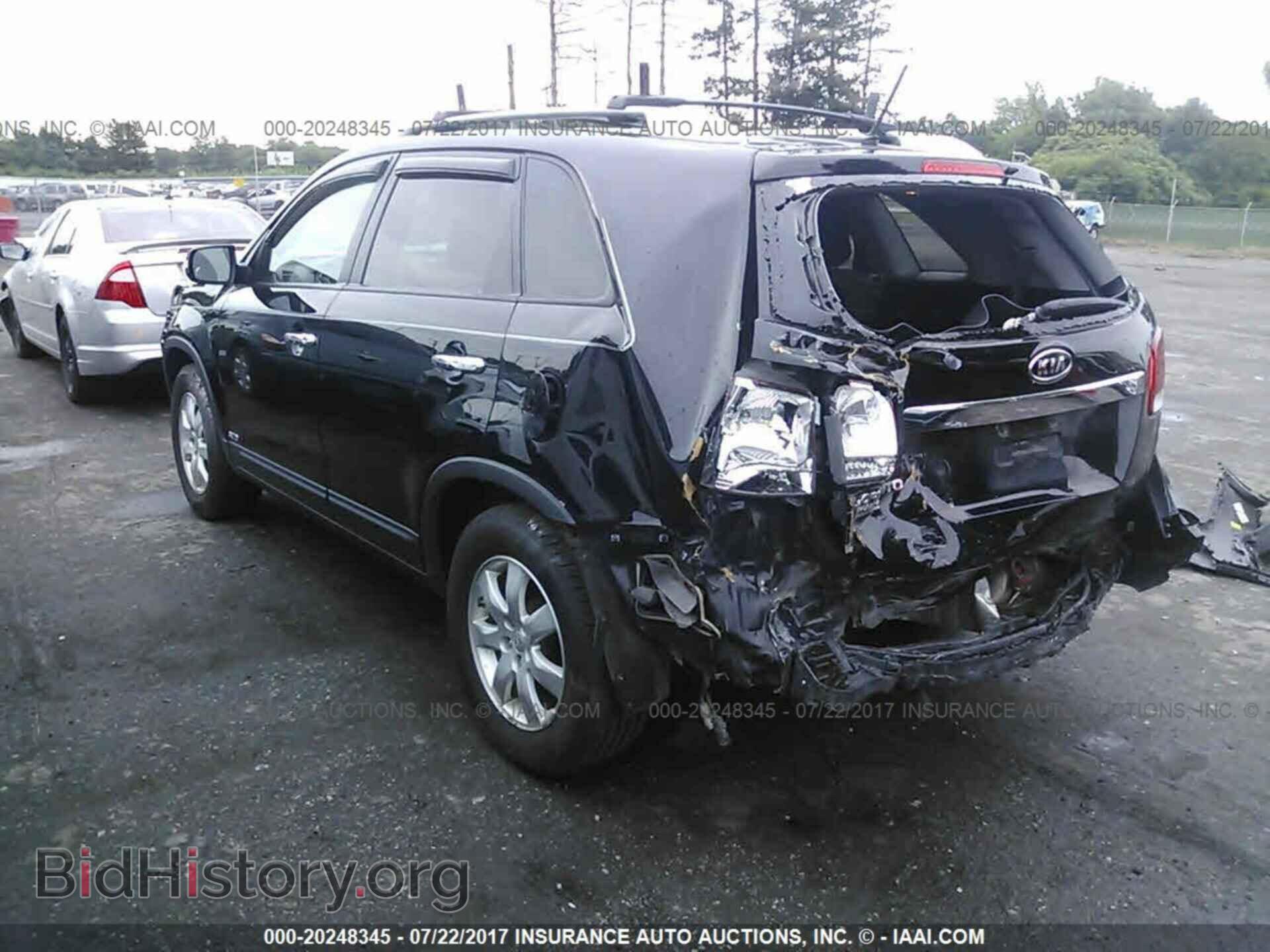 2012 Kia Sorento - VIN: 5XYKTDA20CG296613 - Photo 3