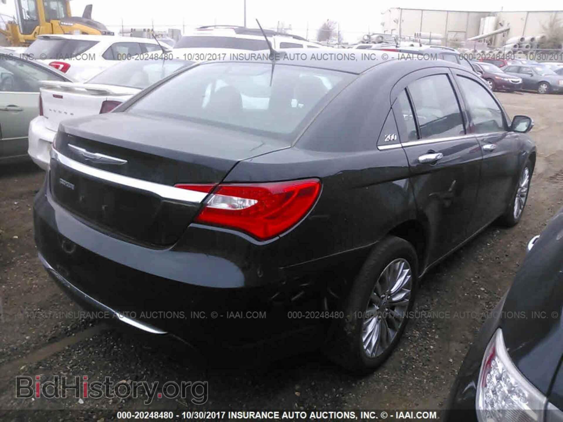 2012 Chrysler 200 - VIN: 1C3CCBCB4CN277436 - Photo 4