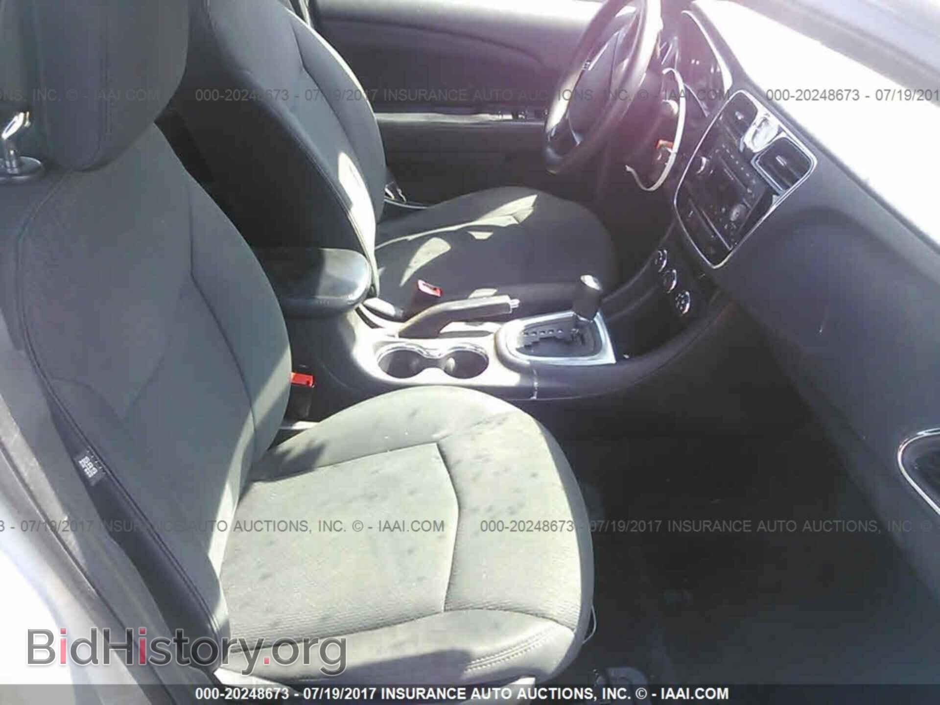 2012 Chrysler 200 - VIN: 1C3CCBAB4CN163827 - Фото 5