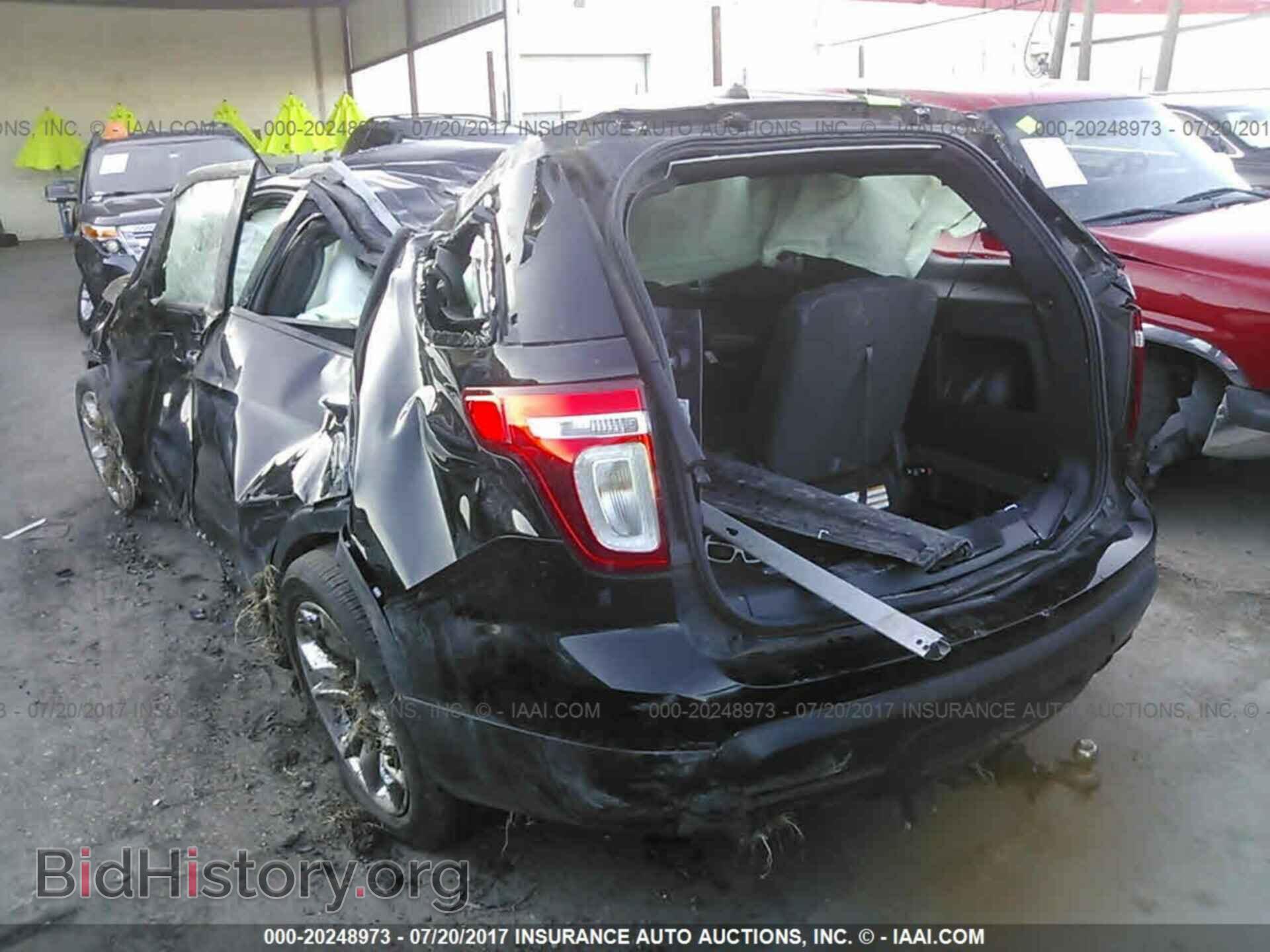 2012 Ford Explorer - VIN: 1FMHK7D87CGA51895 - Photo 3