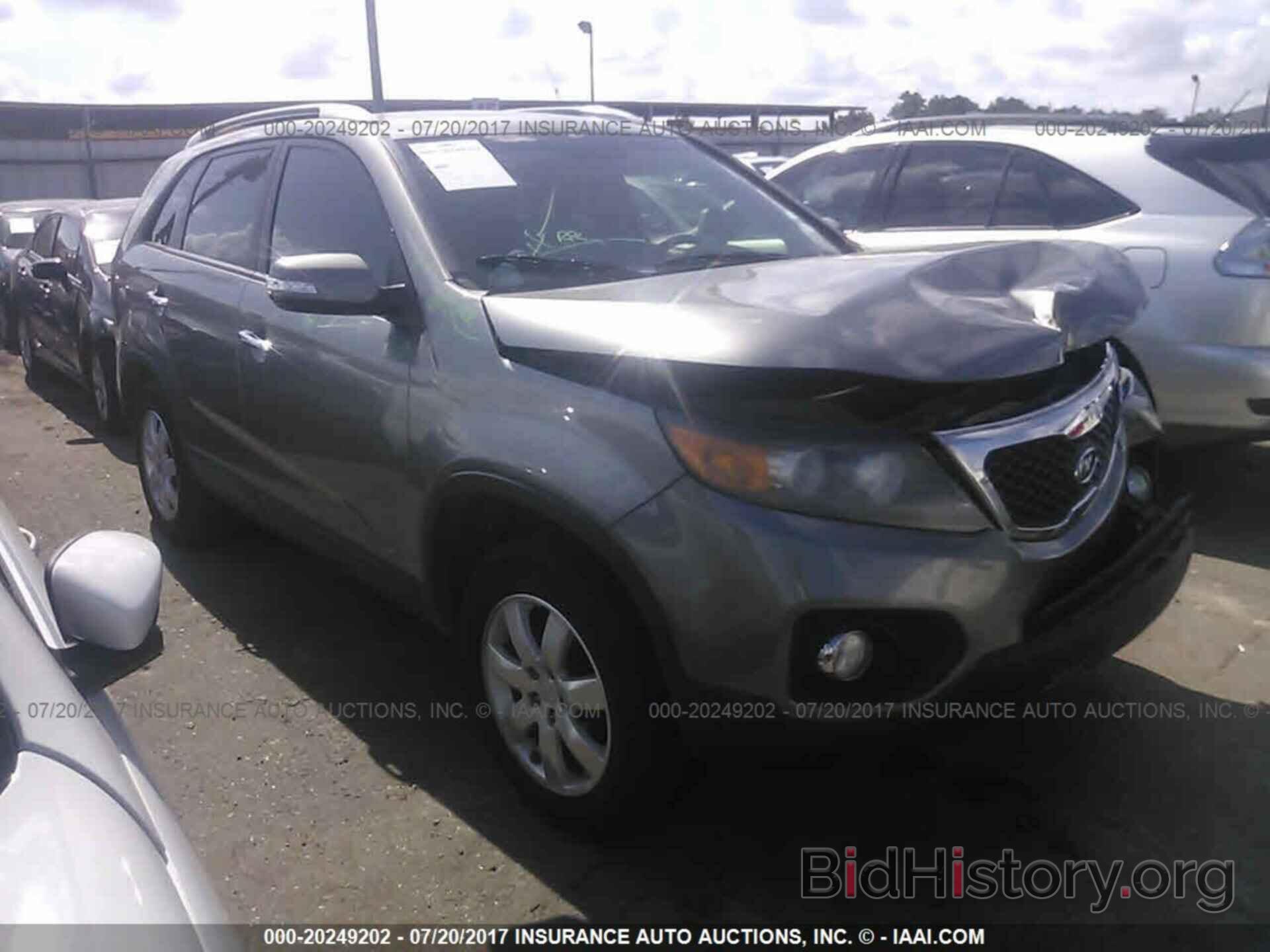 Photo 5XYKT4A19BG158980 - Kia Sorento 2011