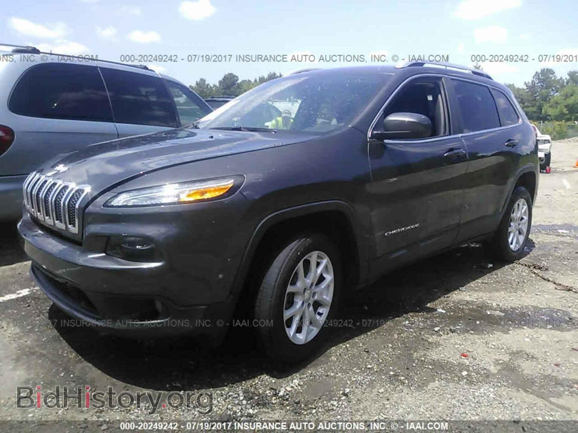 2017 Jeep Cherokee - VIN: 1C4PJLCB8HW623207 - Фото 2