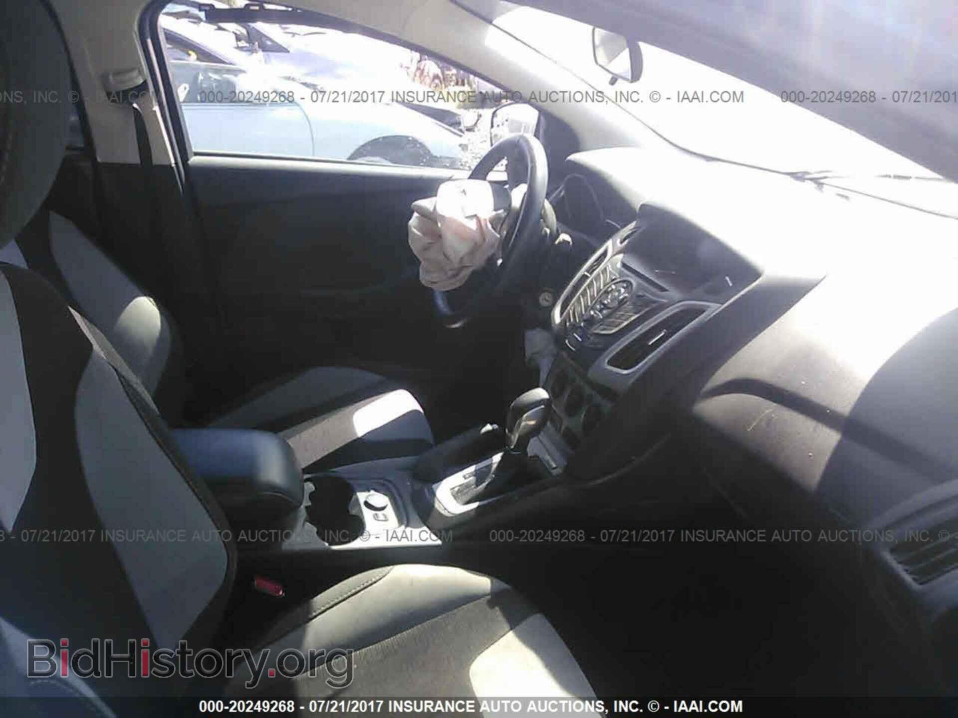2014 Ford Focus - VIN: 1FADP3F25EL461987 - Photo 5