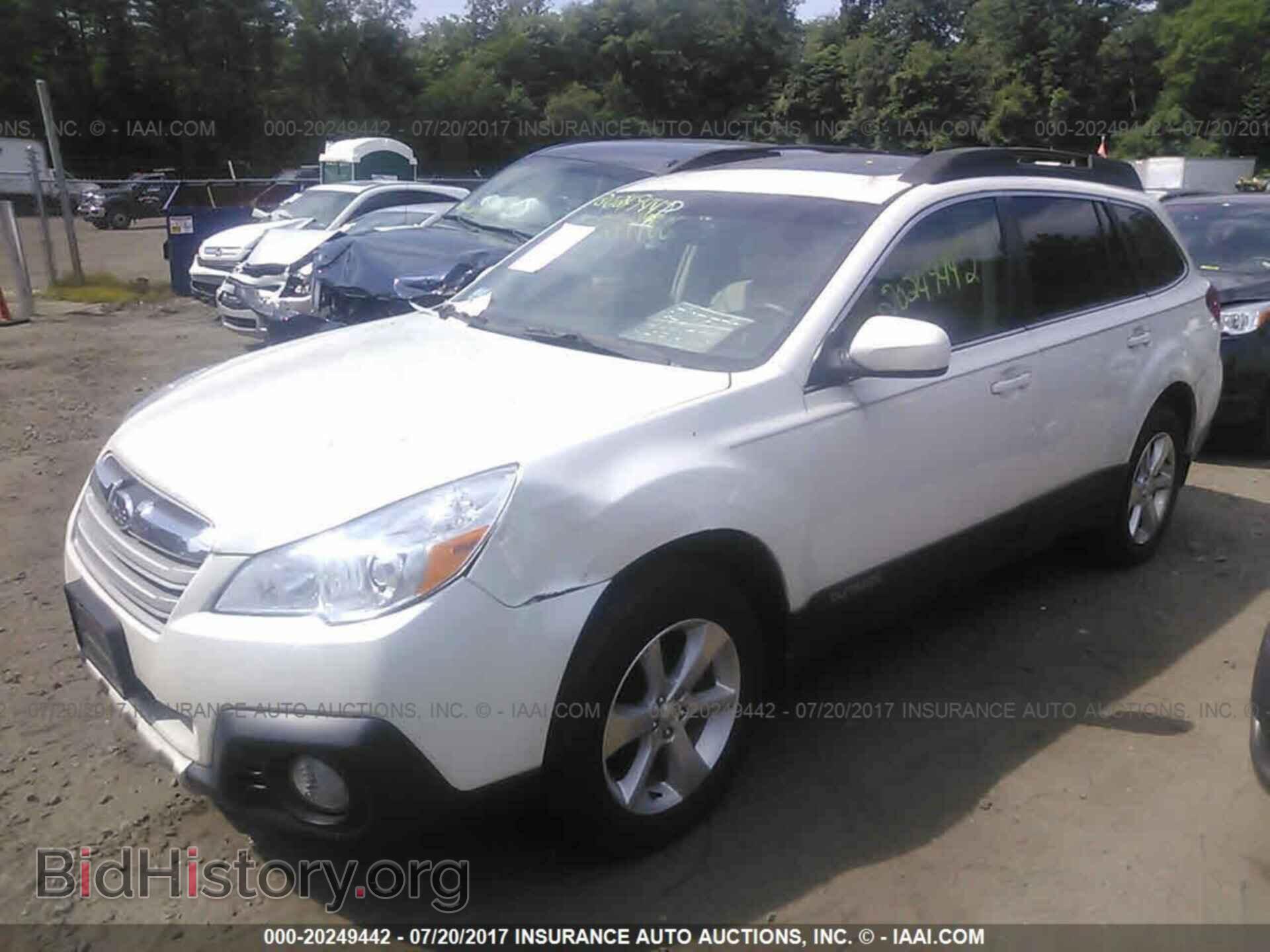 2014 Subaru Outback - VIN: 4S4BRBMC6E3247619 - Фото 2